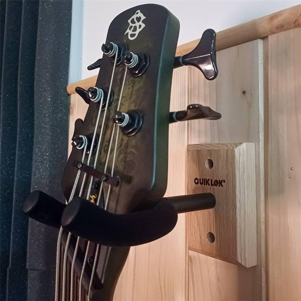 Quiklok GSW001 Wall-mount Guitar Hanger with Wooden Wall Plate - 4e1b19d4c165f9c7f8170018eea3b4e9.jpg