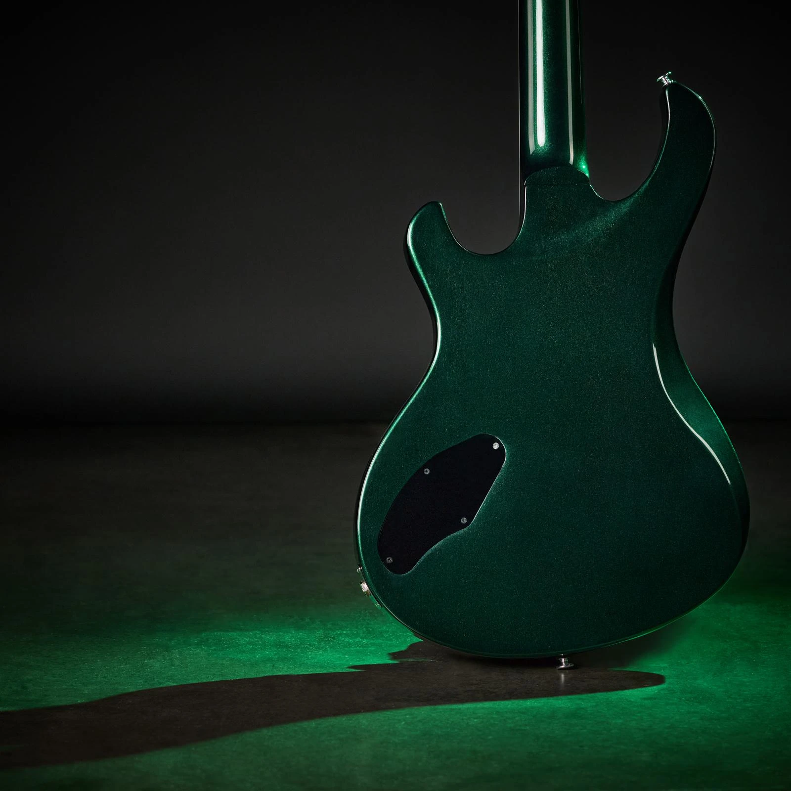Gibson Victory Baritone Electric Guitar in British Racing Green - VICB00BGCH1-Beauty-Back.jpg