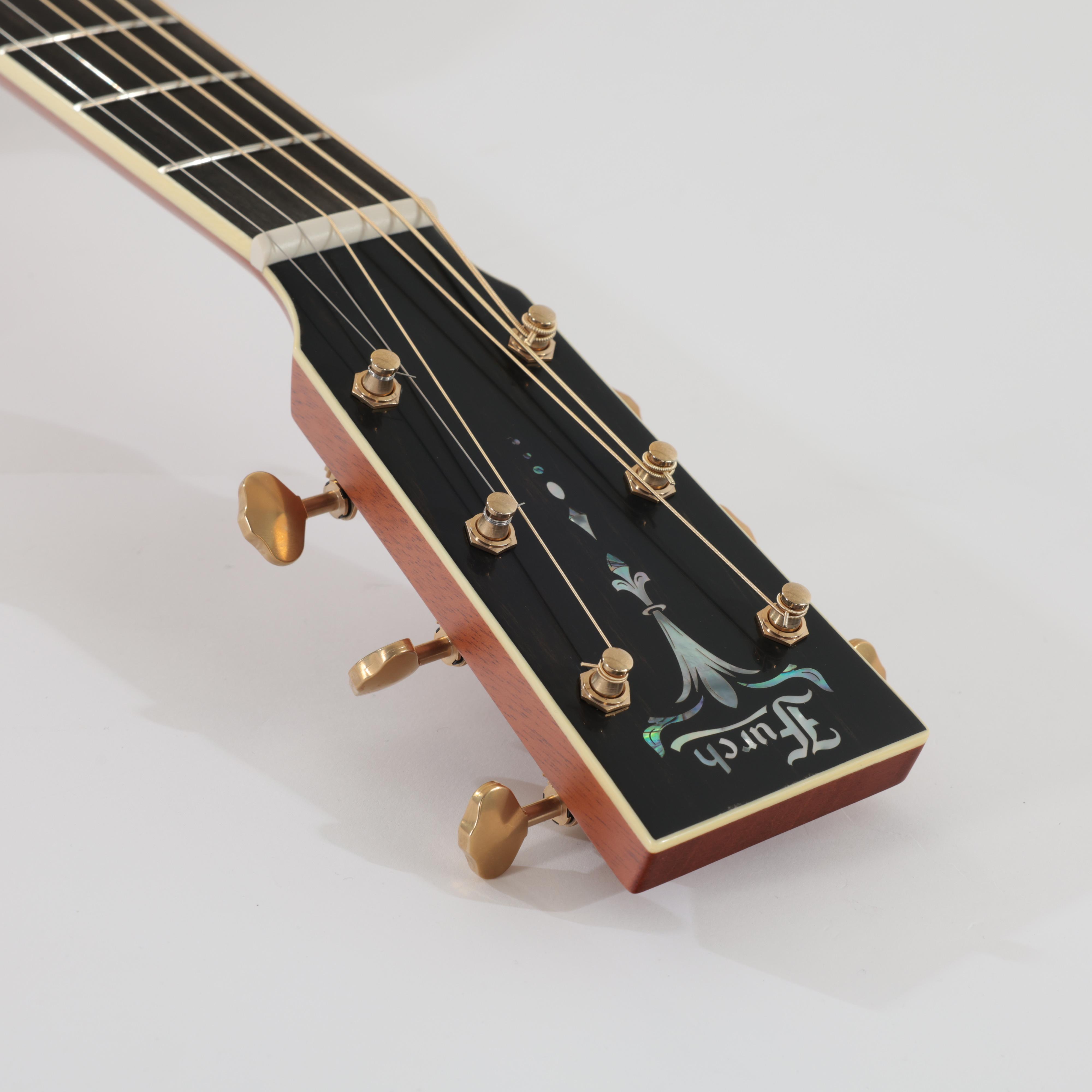 Furch Vintage 2 SRa OOM Short Scale Acoustic Guitar with Hard Case - V2-OOM-SR (12).jpg
