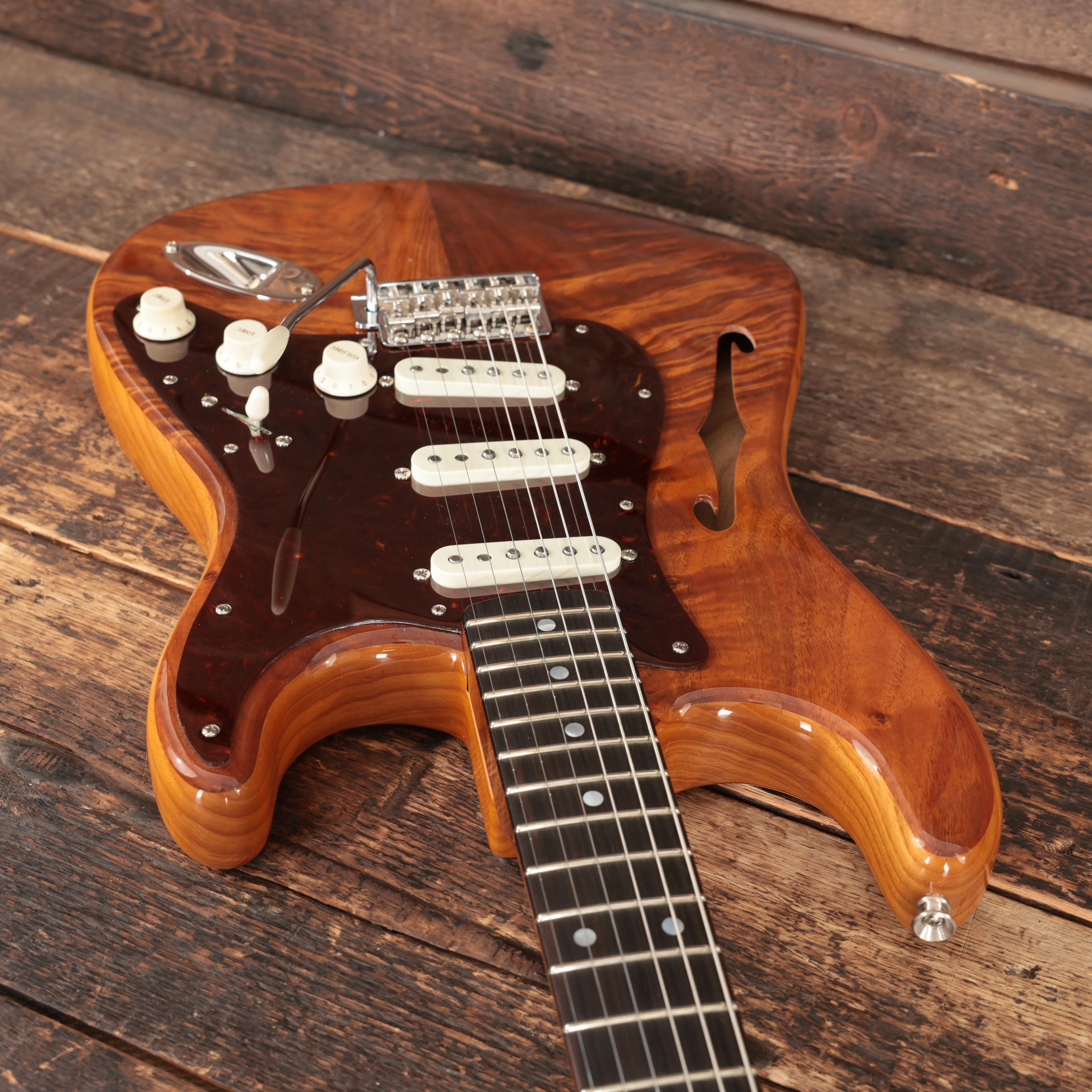 Fender Custom Shop Artisan Stratocaster Thinline Ash Body with AAAA Koa Top - CZ582329 (16).JPG