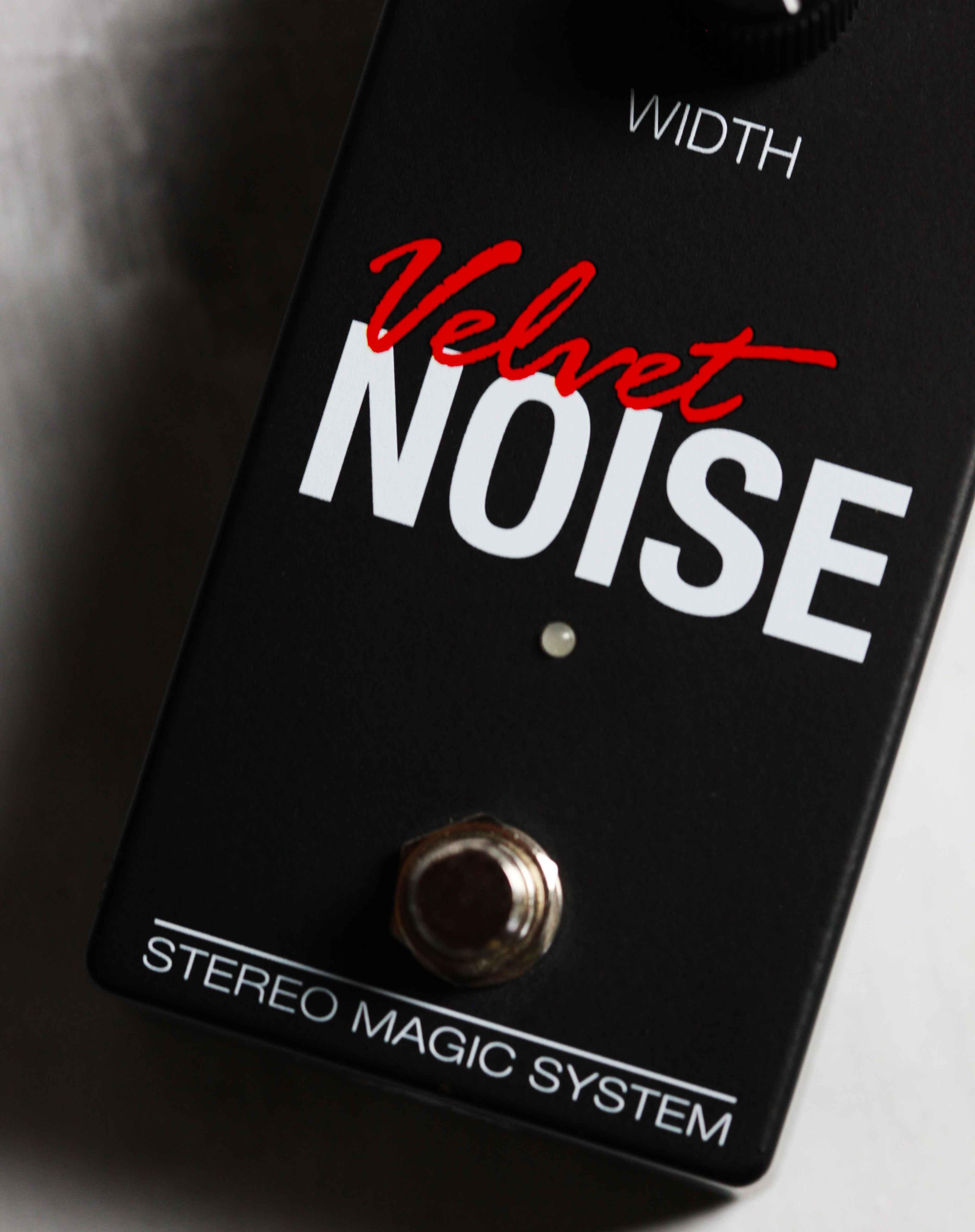 Alexander Pedals Velvet Noise Stereo Widener Pedal - VELVENOISE-4.jpg