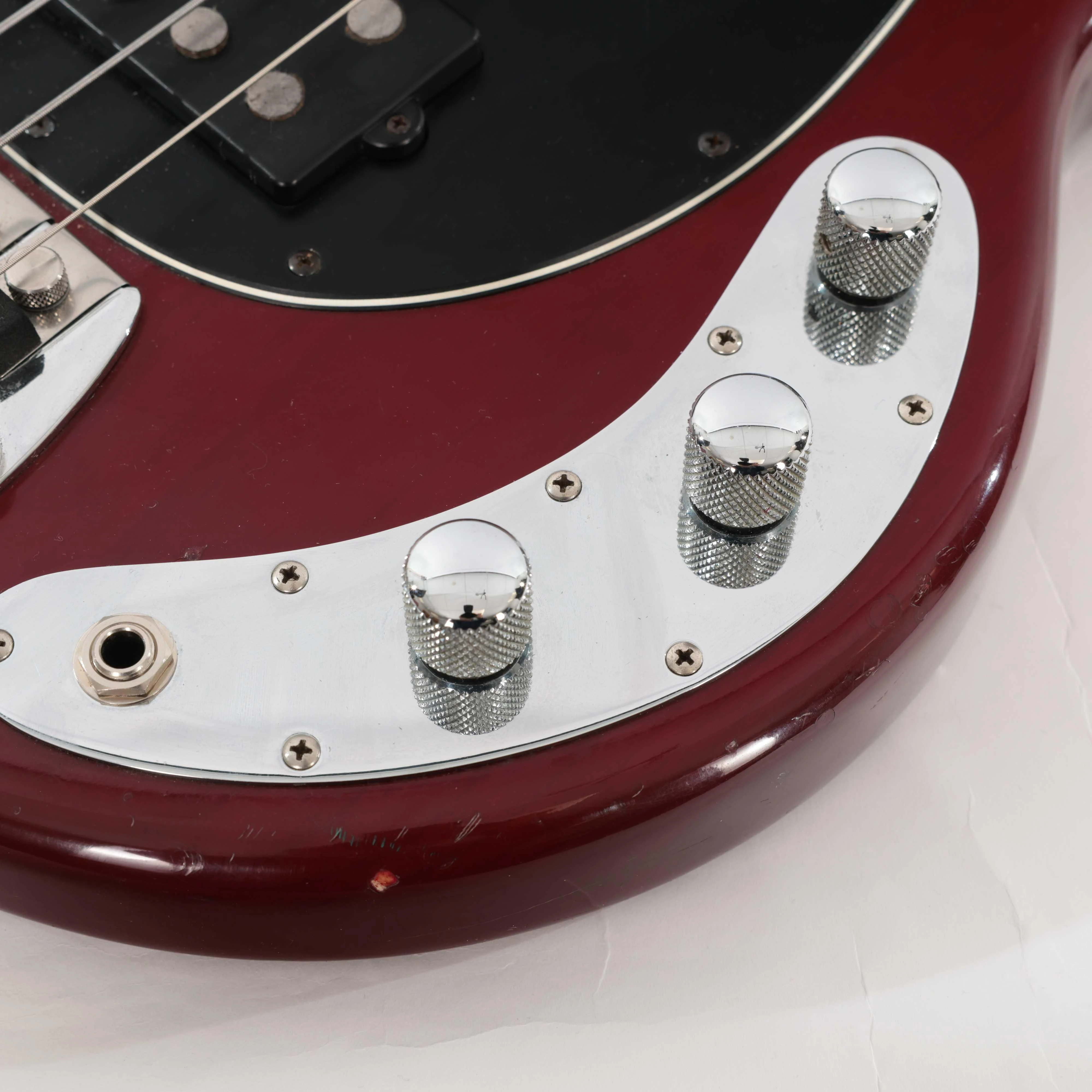 Second Hand 1992 Musicman Stingray Bass Guitar In Trans Red 066 - SH-91-0066 (9).jpg