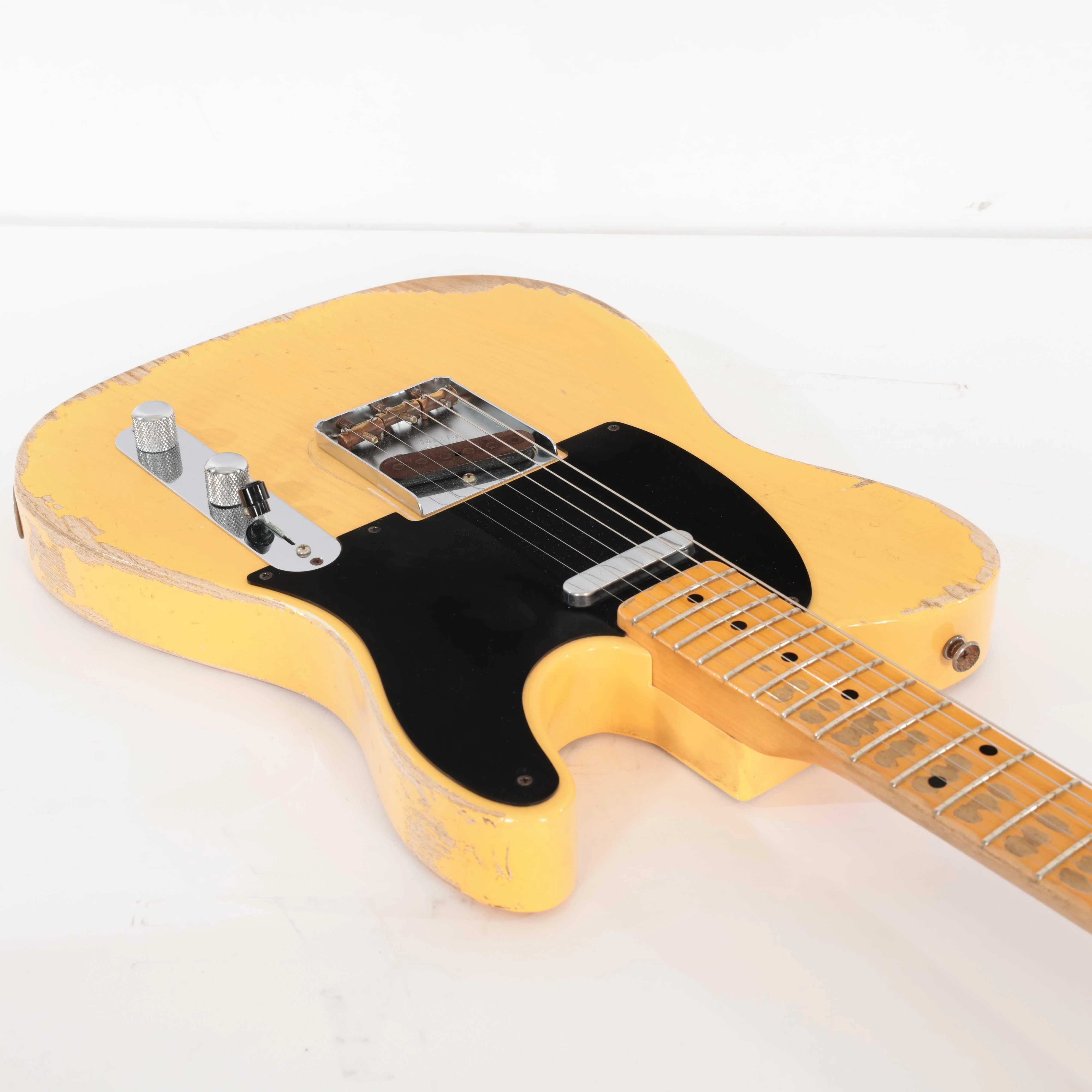 Second Hand Fender Custom Shop 53' Telecaster Heavy Relic In Faded Butterscotch #035 - SH-131-0035 (8).jpg