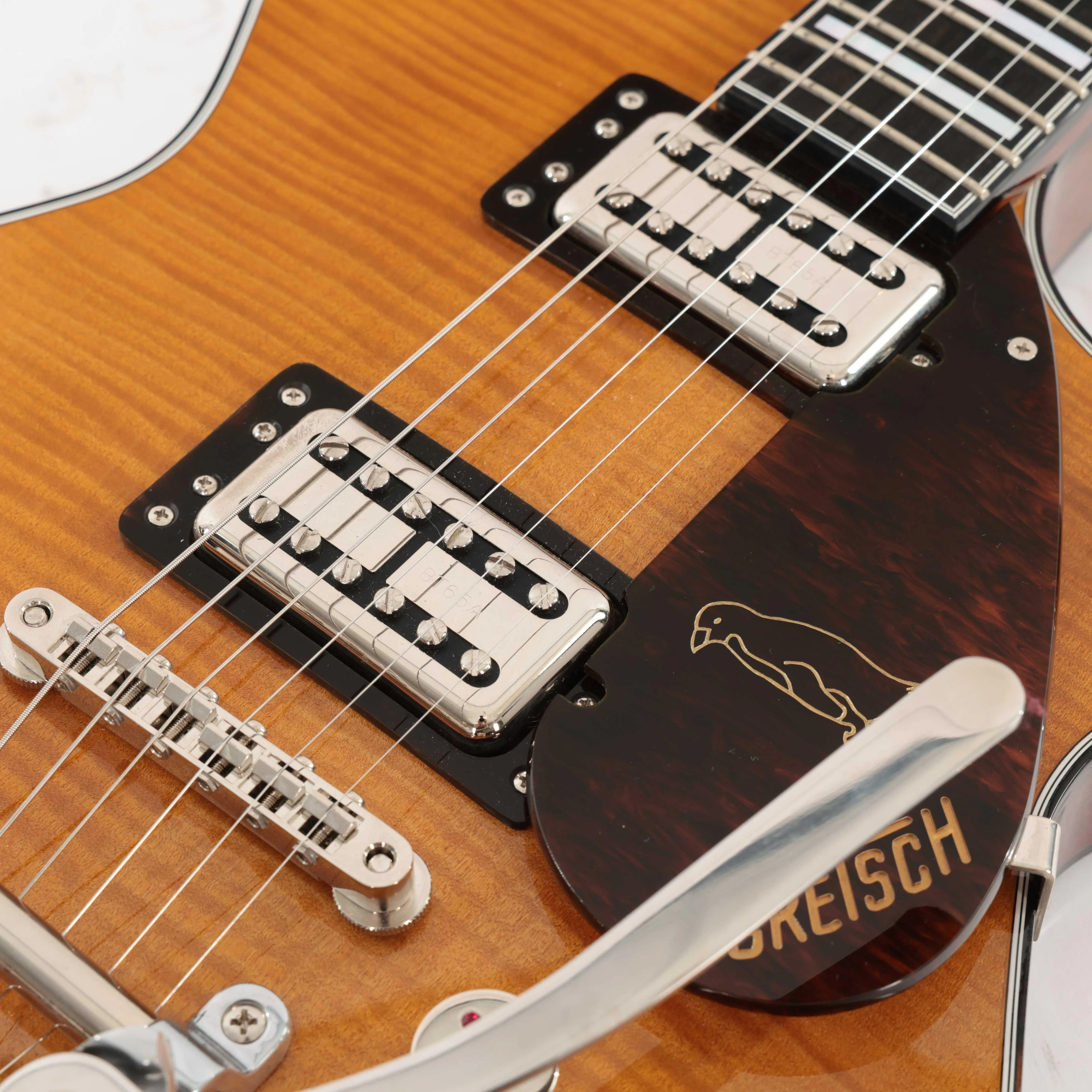 Second Hand Gretsch G6134TFM-NH Nigel Hendroff Signature Electric Guitar In Penguin Amber Flame 026 - SH-131-0026 (7).jpg