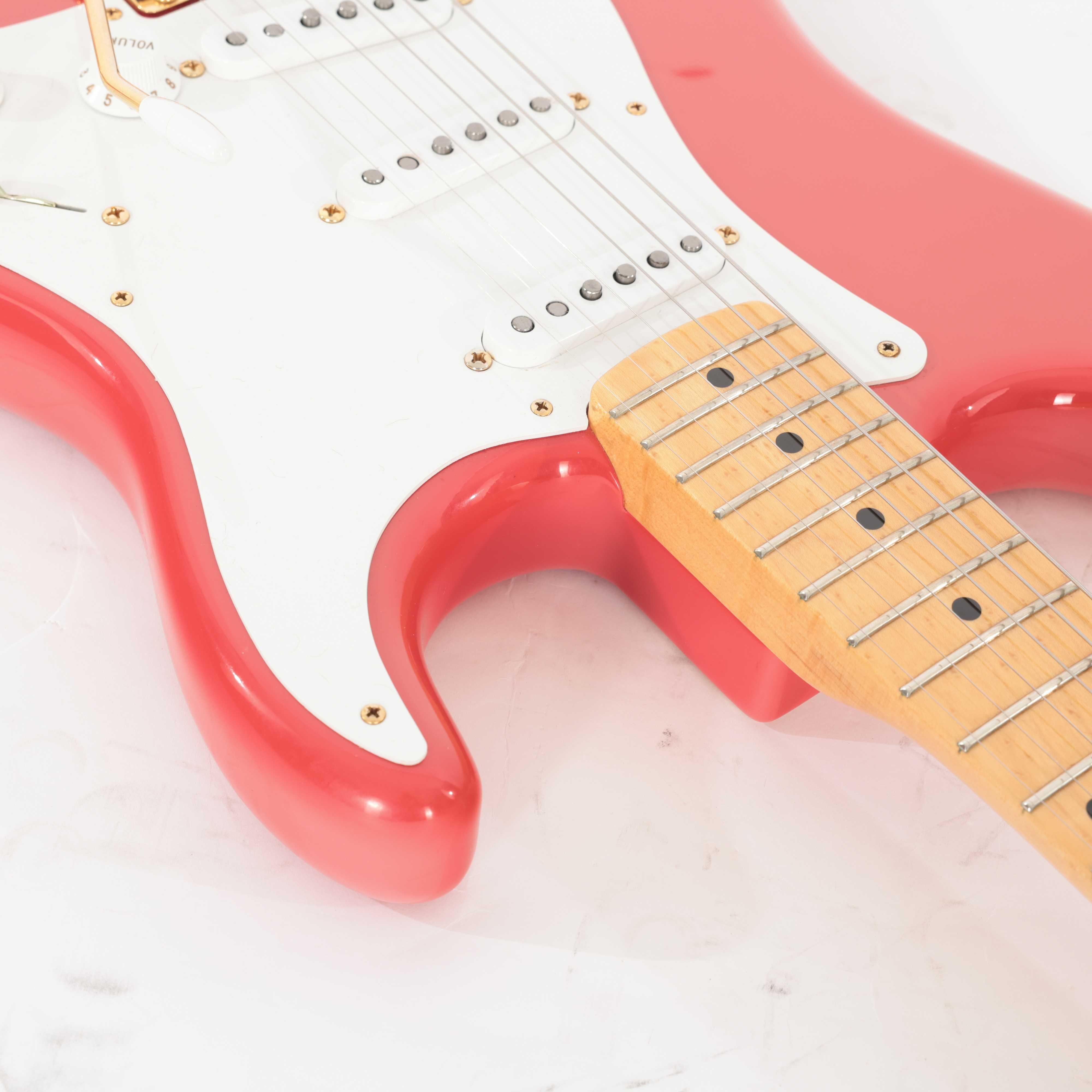 Second Hand Fender Custom Shop 1956 Strat Fiesta Red Old HW Birdseye Maple Neck 020 - SH-131-0020 (10).jpg