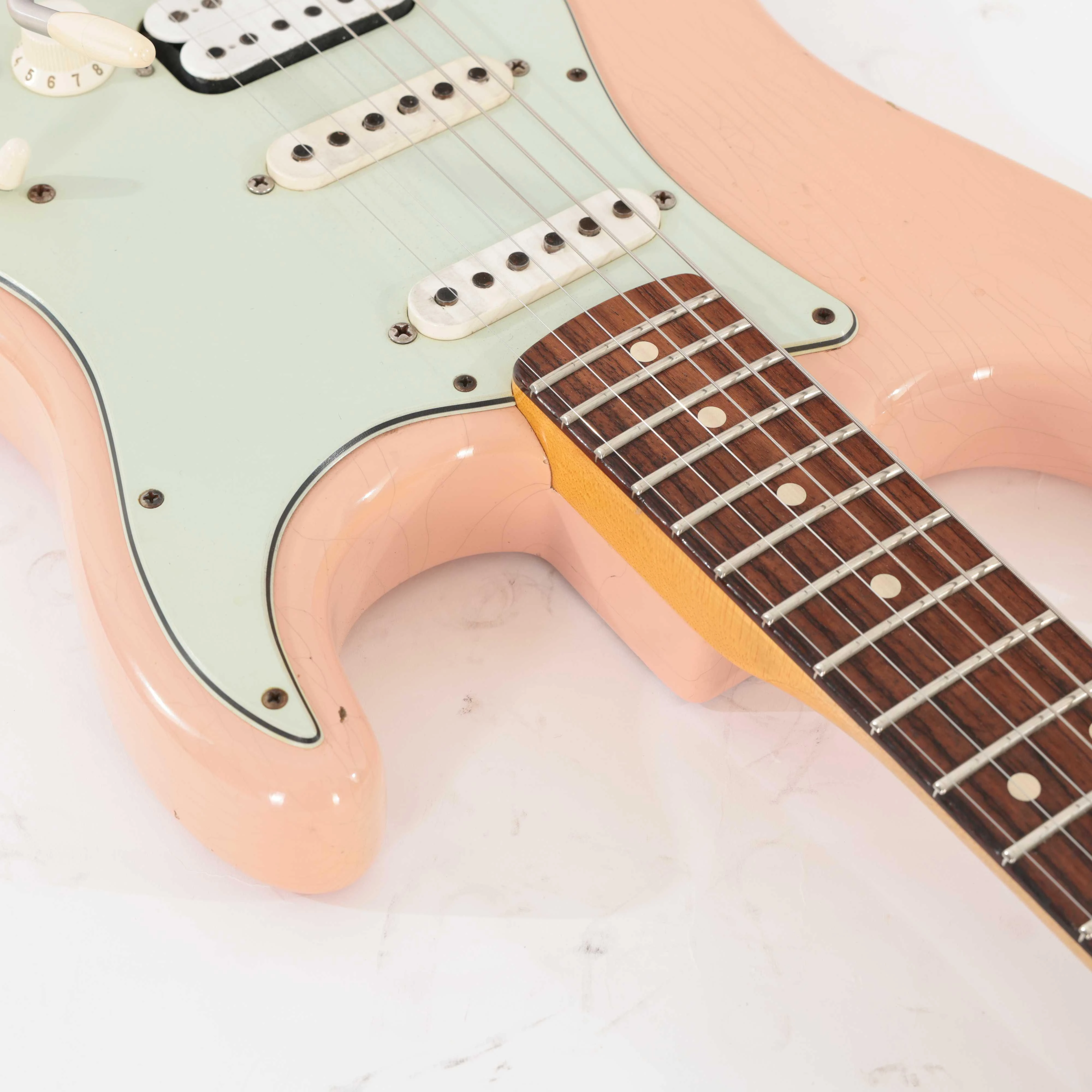 Second Hand Fender Custom Shop Strat Relic HSS In Shell Pink #024 - SH-131-0024 (11).jpg