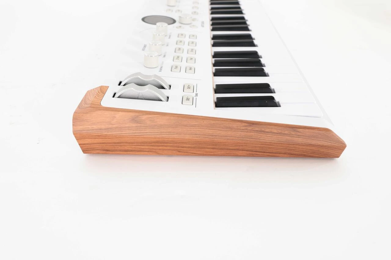 Second Hand Arturia Astrolab 37 Stage Keyboard #145 - SH-130-1145 (6).jpg
