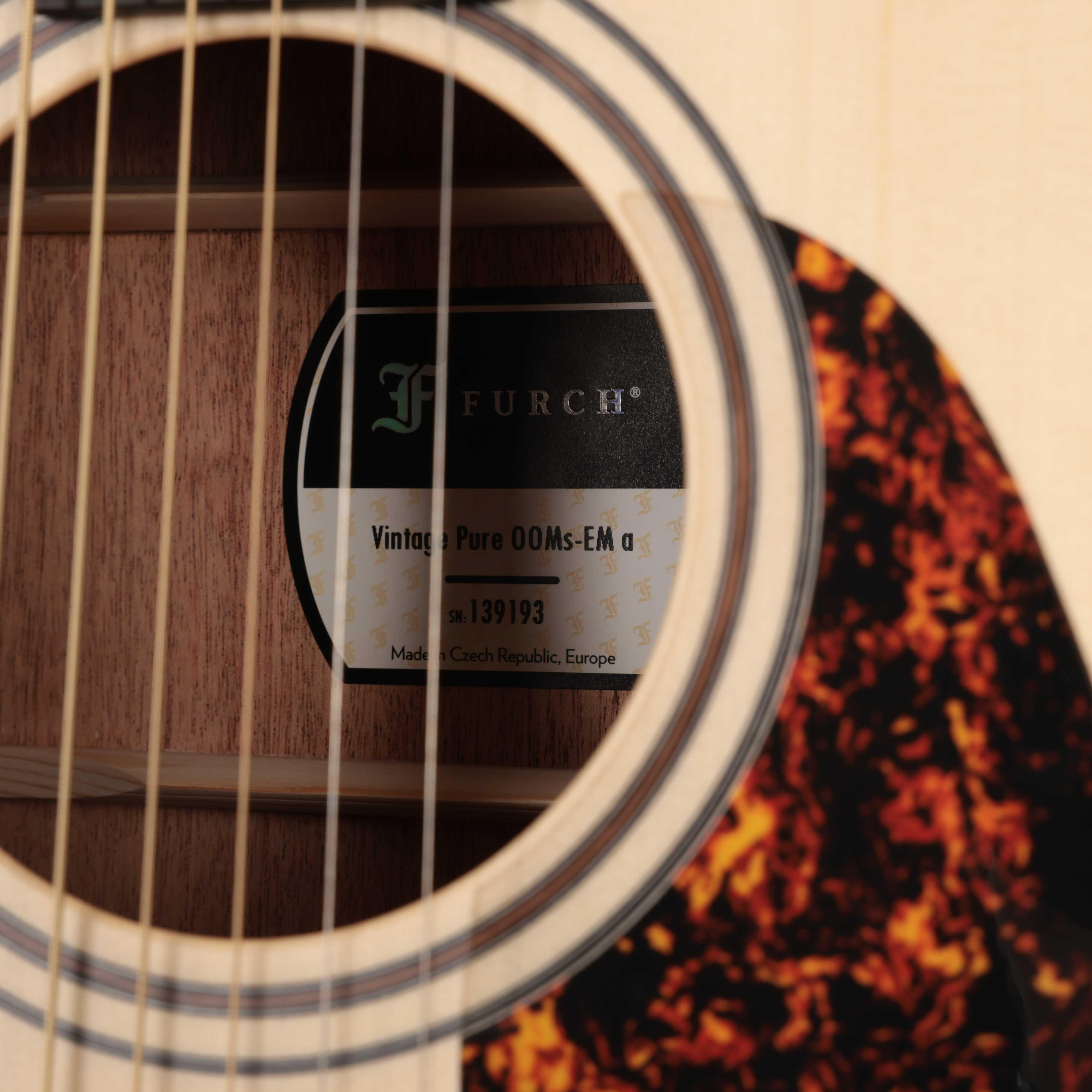 Furch Vintage Pure OOM-EM a Short Scale Acoustic Guitar with Gigbag - VP-OOM-EM (4).jpg