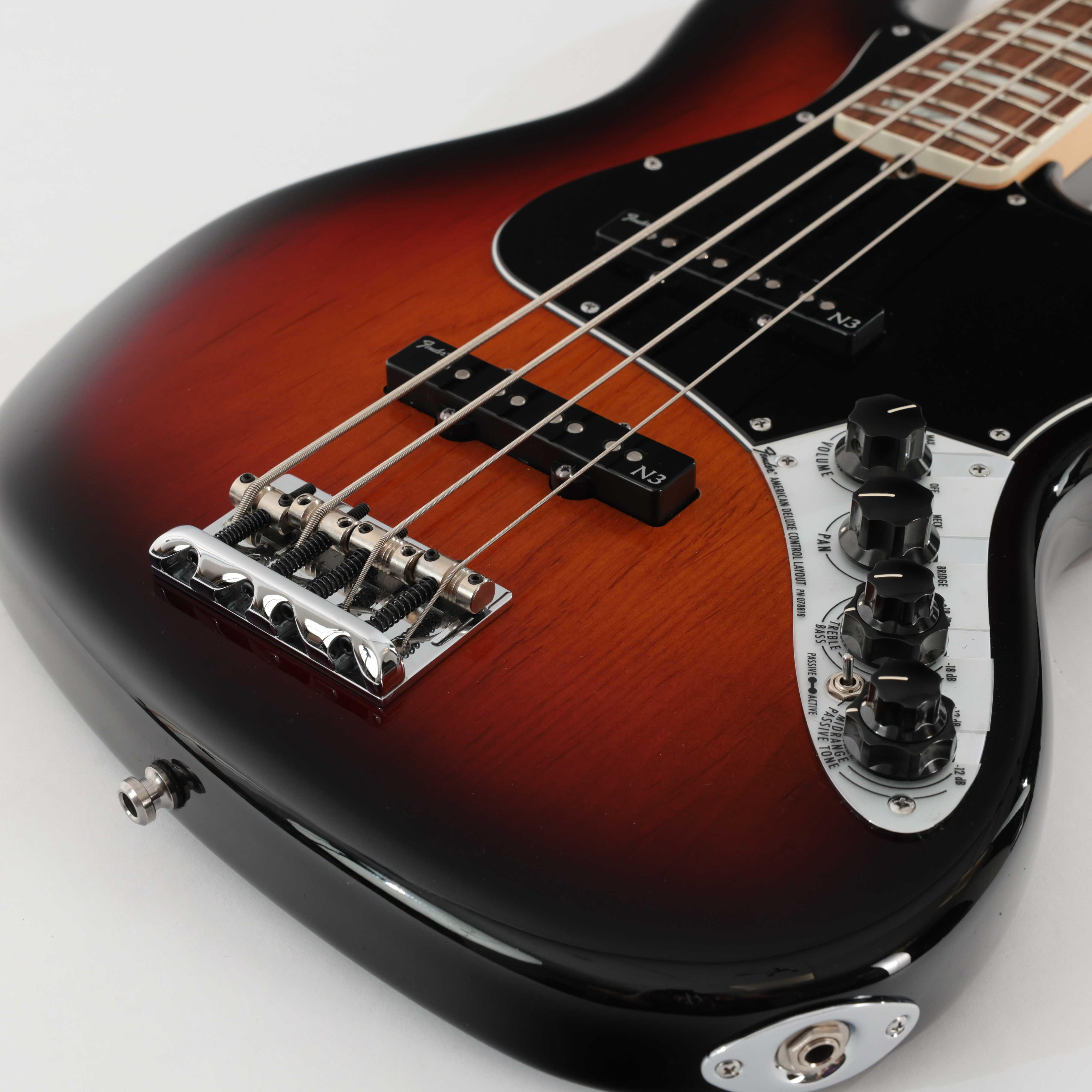 Second Hand Fender American Deluxe Jazz Bass Sunburst #863 - SOR01863 (9).jpg