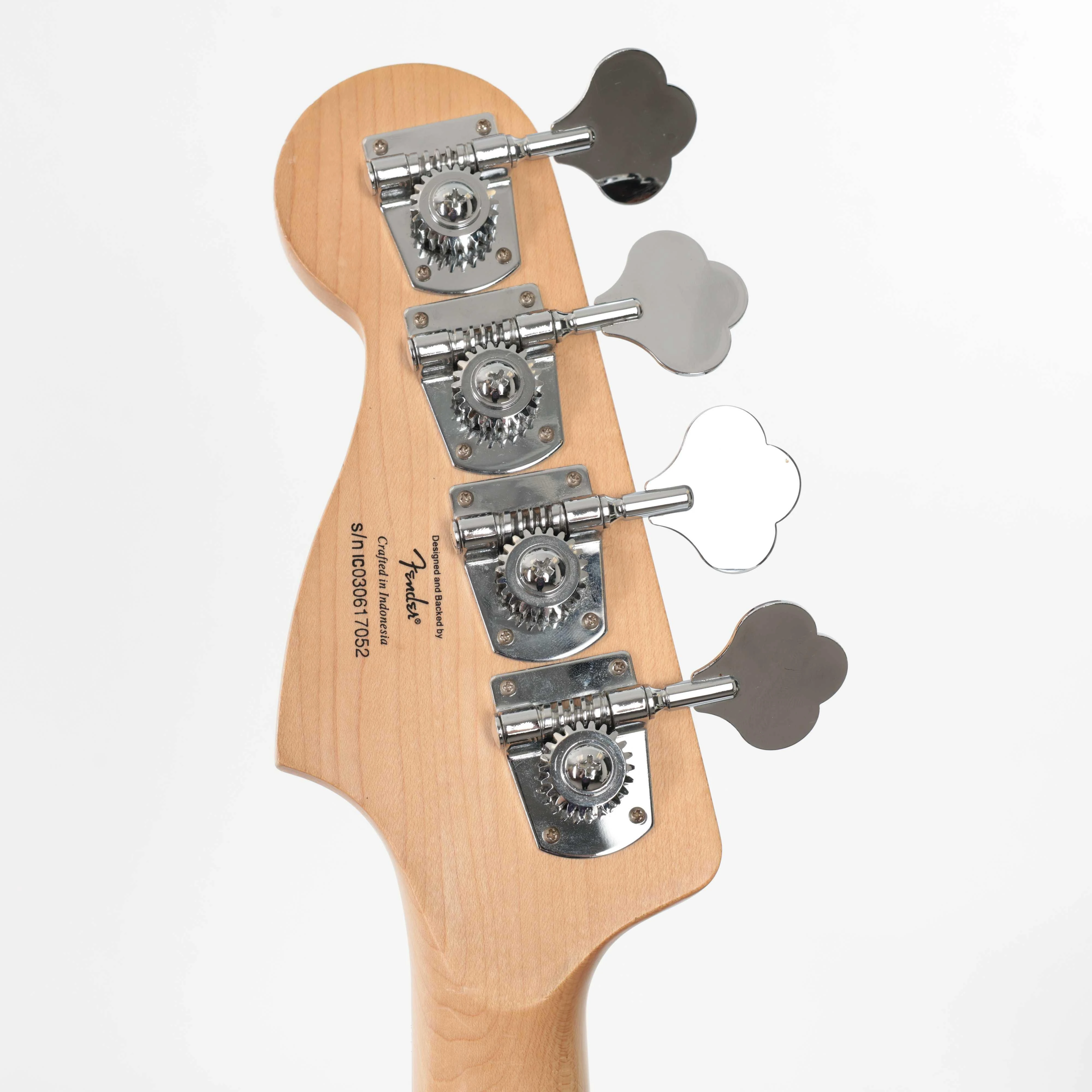 Second Hand Affinity P-Bass Navy Blue With Fender Hi-Mass & Fender 60's Pickup #826 - SH-197-0826 (7).jpg