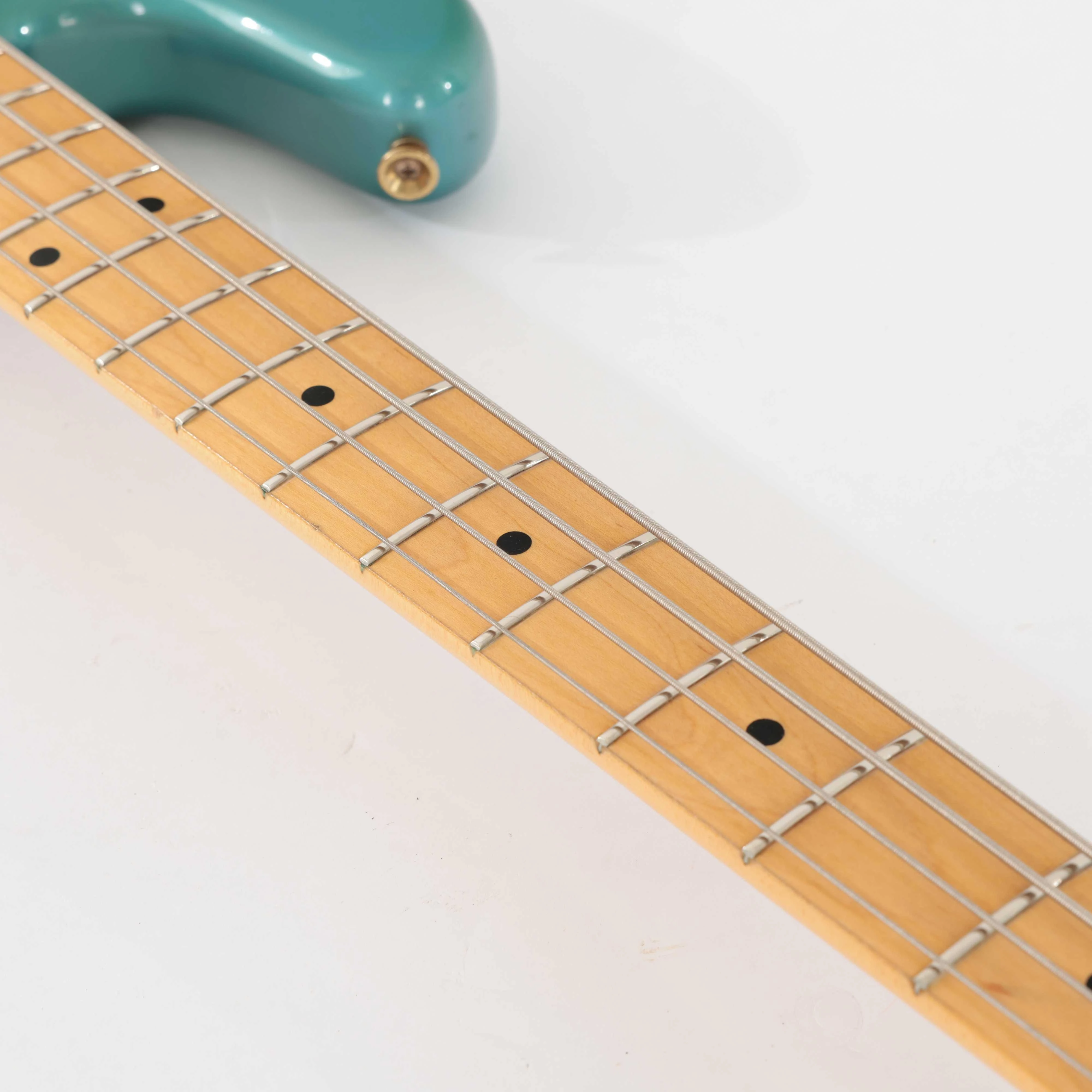 Second Hand Fender 1979/80 Precision Bass Special In Lake Placid Blue #664 - SH-197-0664 (14).jpg
