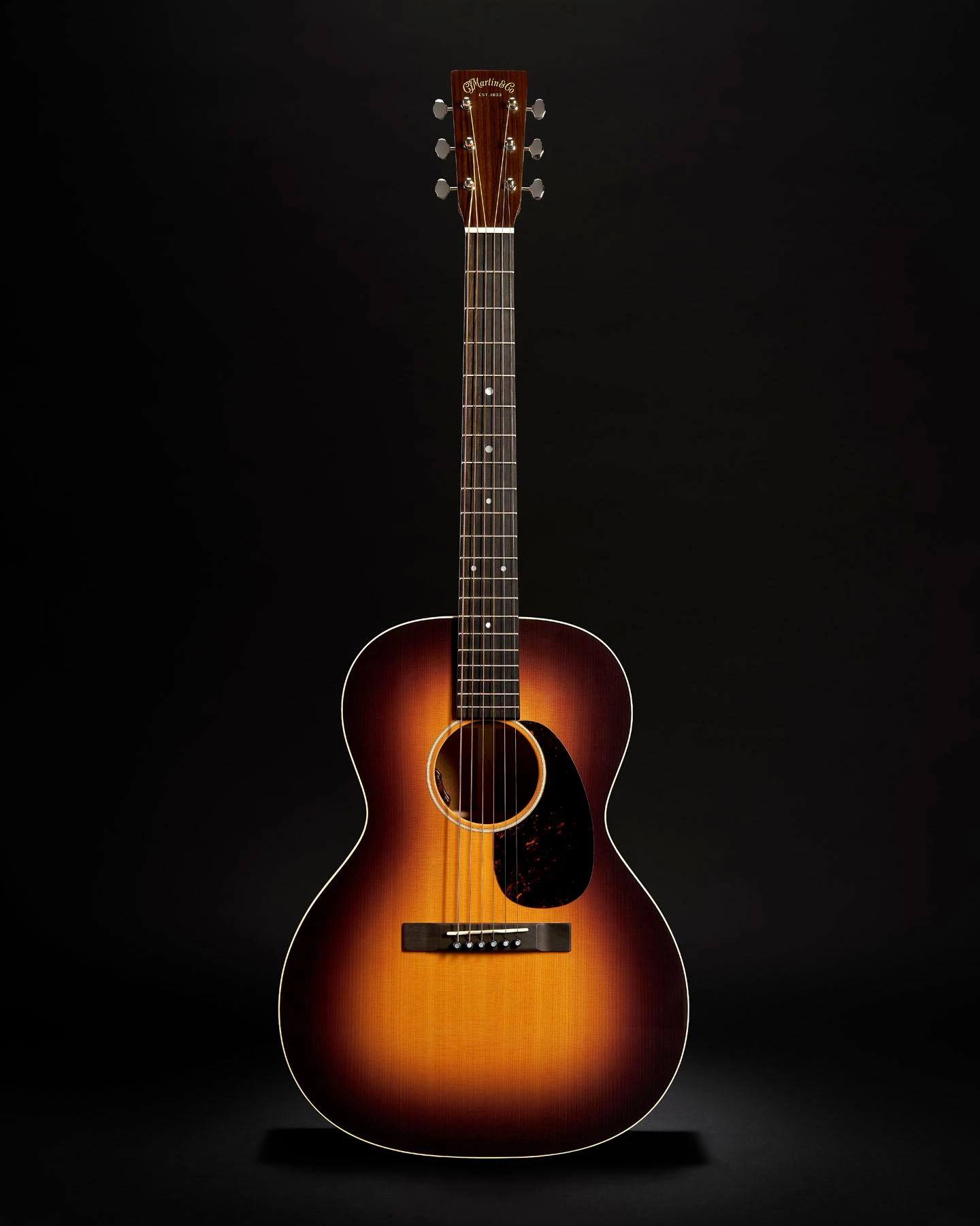 Martin 00L-16E Acoustic Guitar in 1935 Burst - 00L-16E 1935 Burst_GLAM 5.jpg