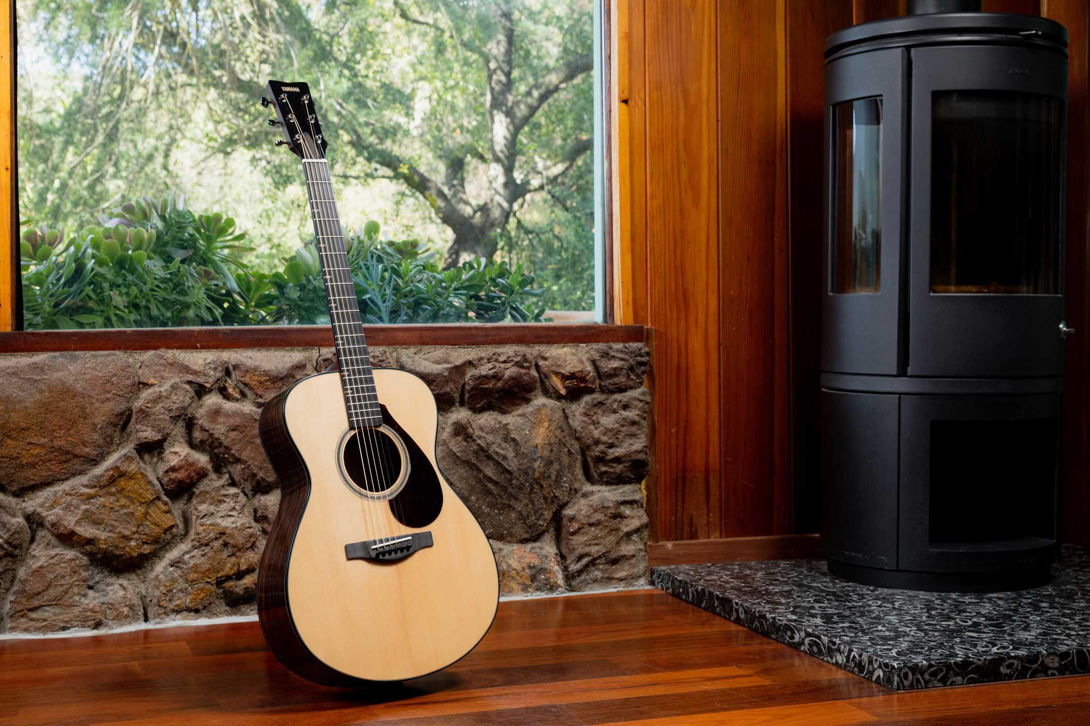 Yamaha FS7 R Concert Acoustic Guitar - Spruce Top Rosewood Back and Sides - GFS7R-5.jpg