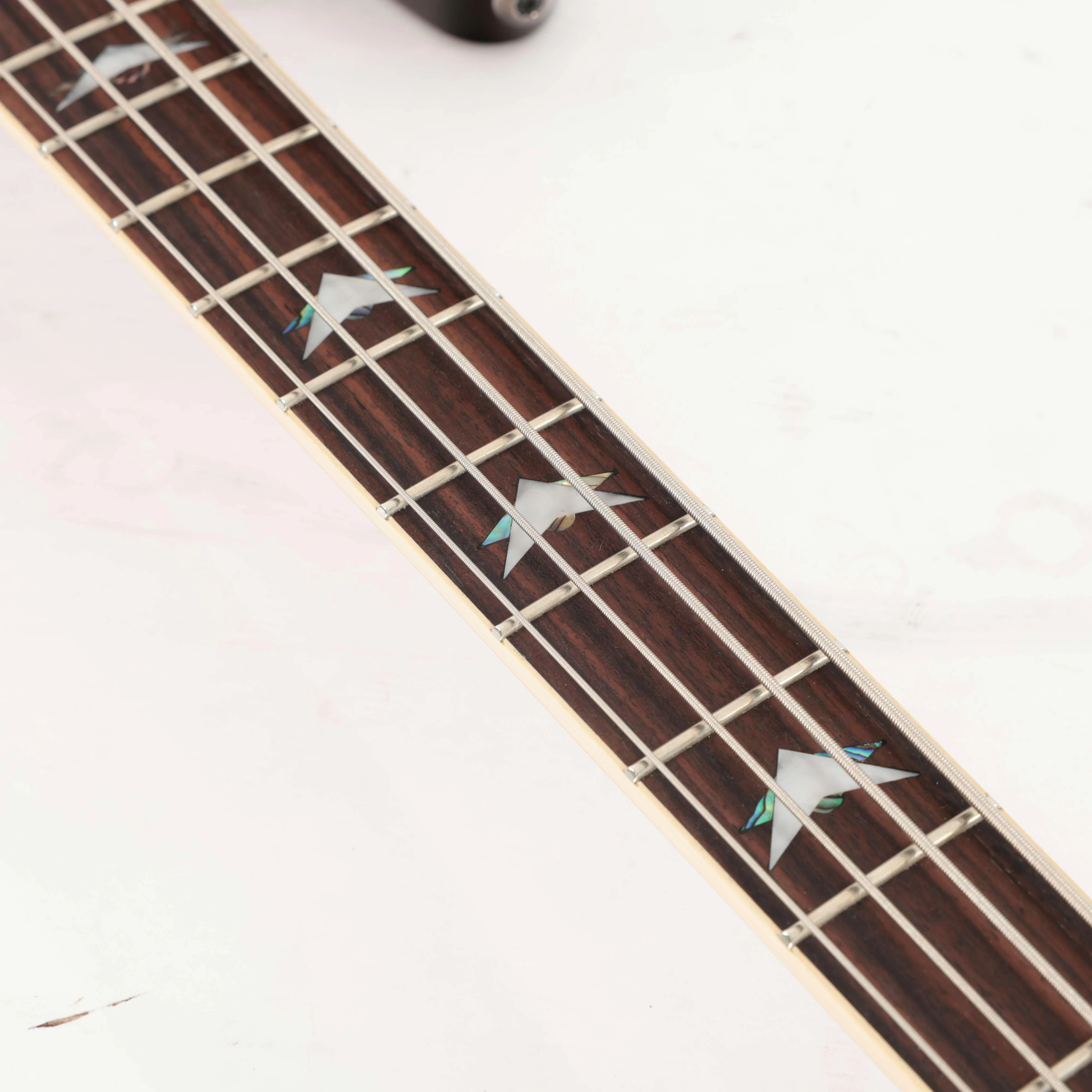 Second Hand Schecter Omen Extreme-4 In Vintage Sunburst #142 - SH-91-0142 (12).jpg