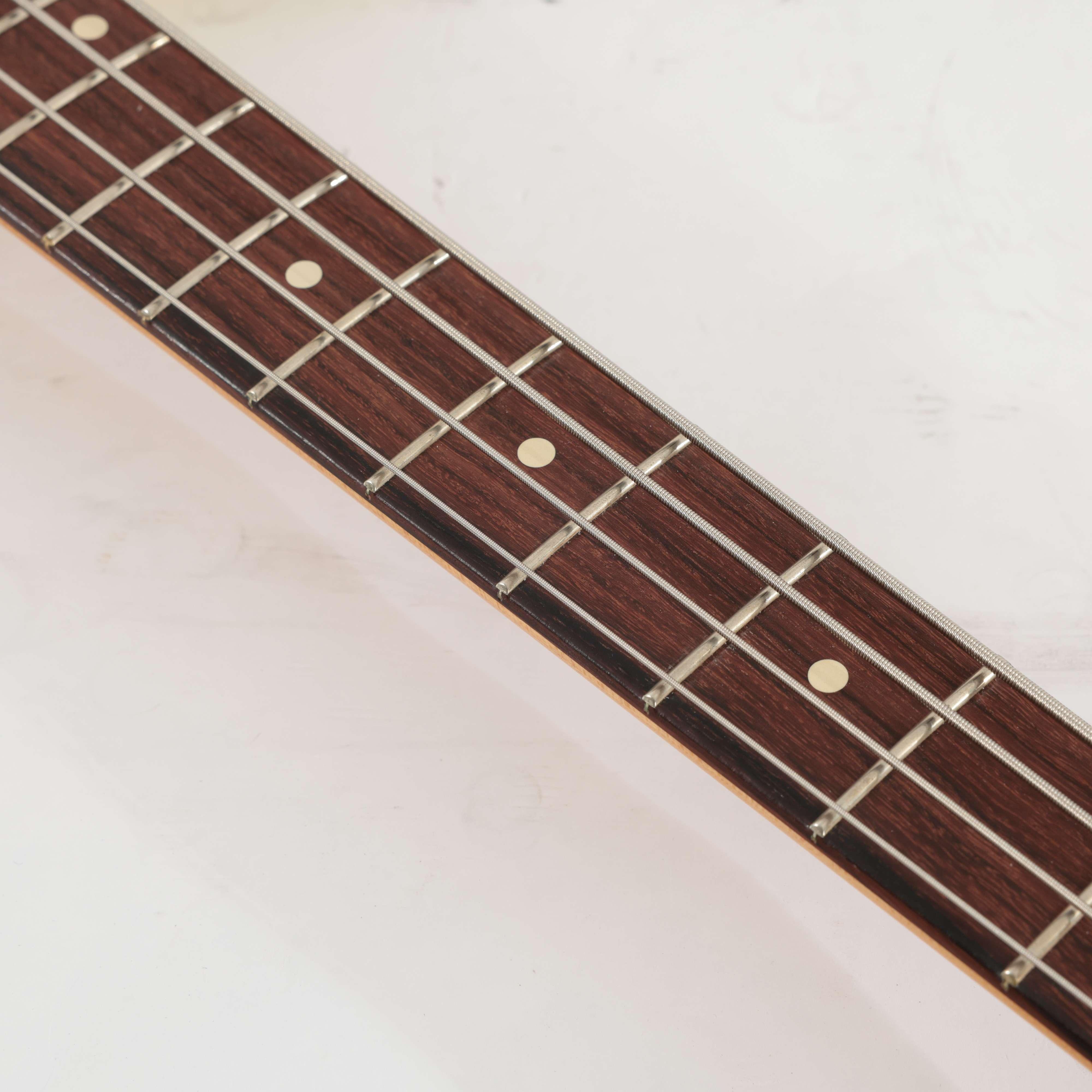 Second Hand Fender Player II Mustang PJ Bass In Hialeah Yellow #731 - SH-197-0731 (11).jpg
