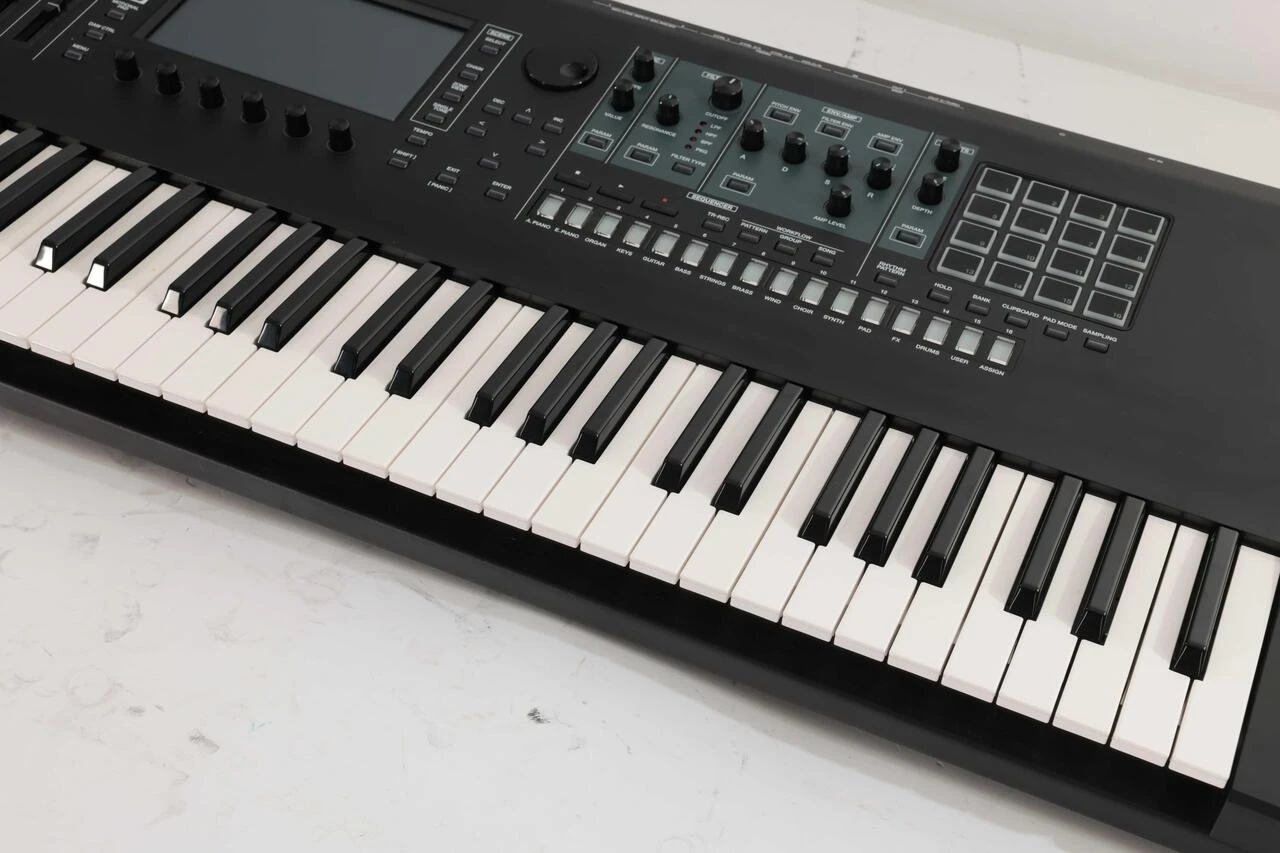 Second Hand Roland Fantom 7 (with EX Expansion) #153 - SH-130-1153 (8).jpg