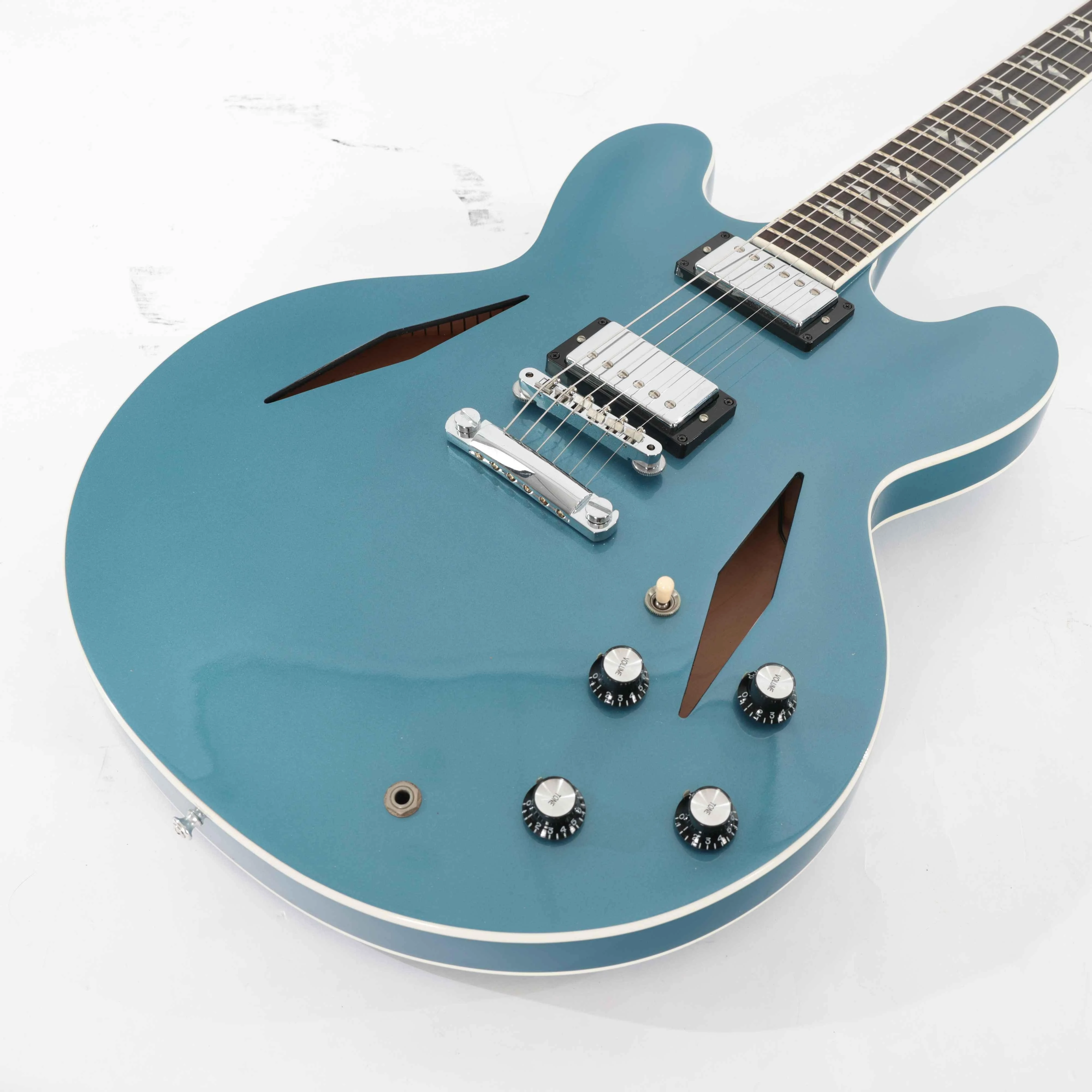 Second Hand Gibson Dave Grohl 335 In Pelham Blue Serial Number #112 #861 - SOR01861 (7).jpg