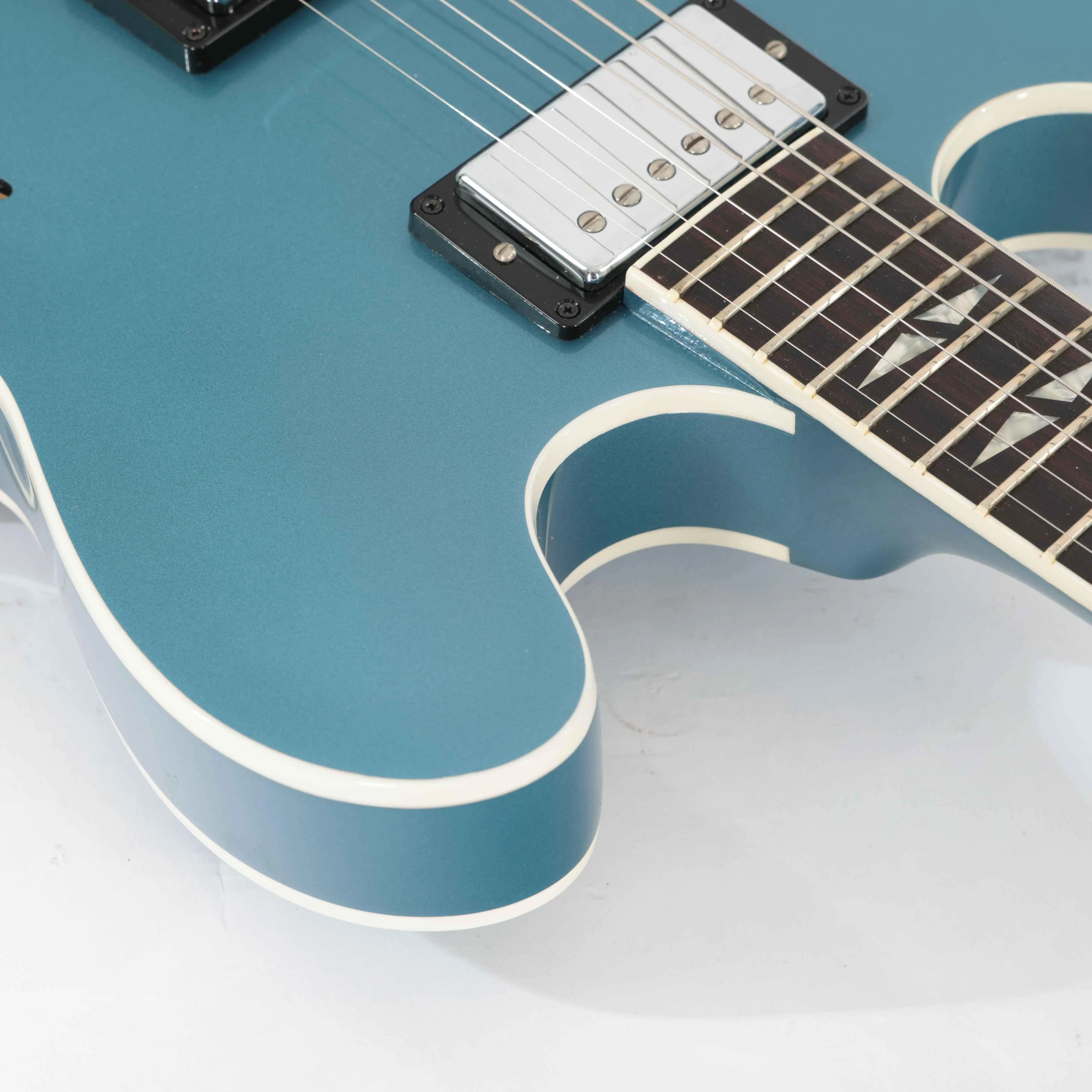 Second Hand Gibson Dave Grohl 335 In Pelham Blue Serial Number #112 #861 - SOR01861 (11).jpg