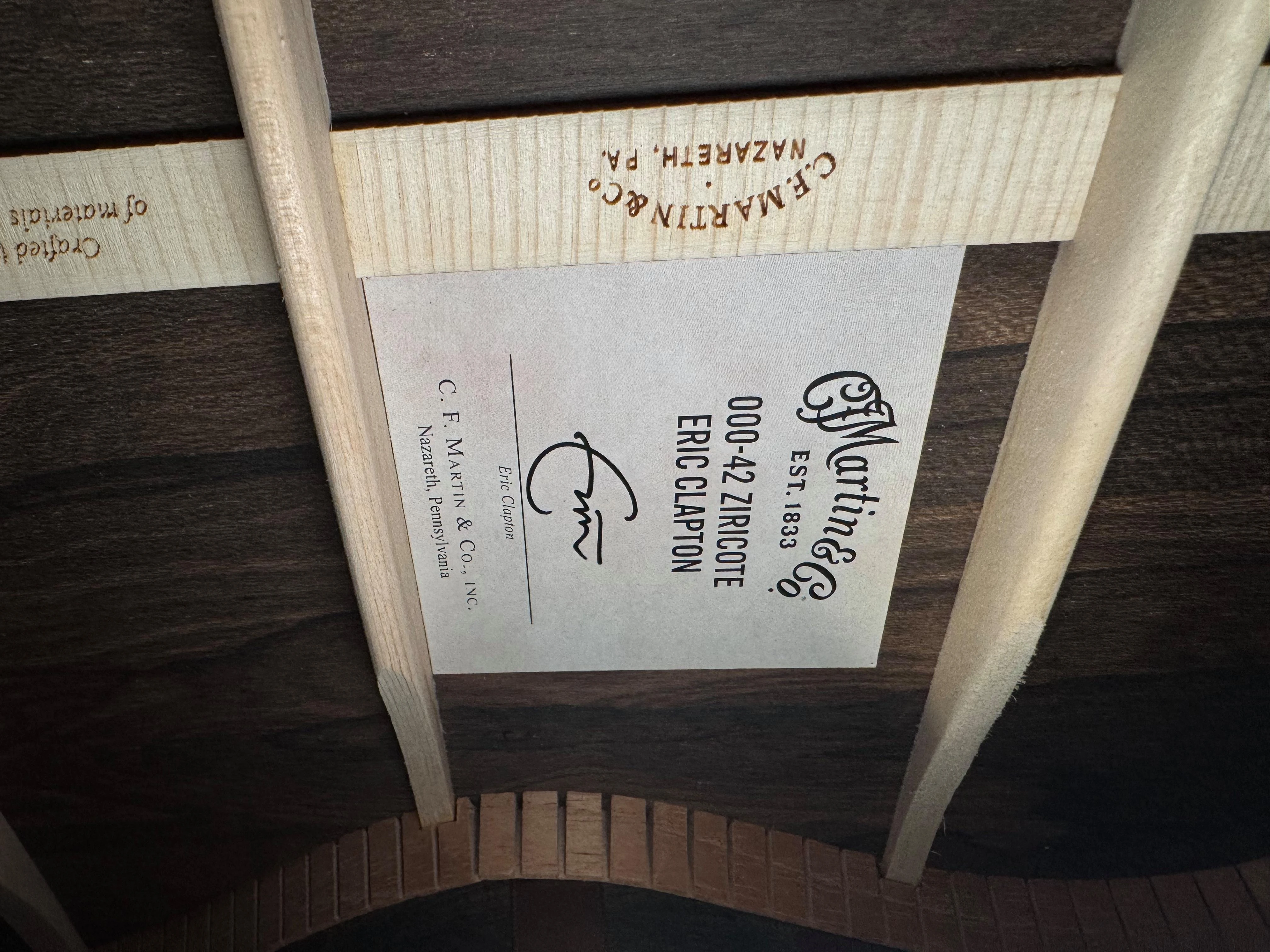 Martin Custom Shop Limited Edition 000-42 Eric Clapton Ziricote Acoustic Guitar in 1935 Sunburst - Custom Shop 000-42 Eric Clapton Ziricote Burst_GLAM 12.jpg
