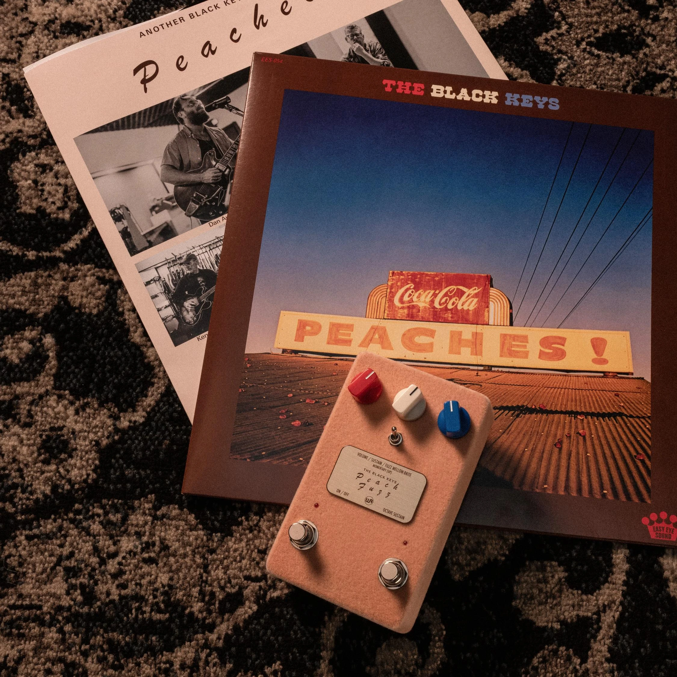 Warm Audio The Black Keys Peach Fuzz Pedal - WA-PF-Lifestyle.jpg
