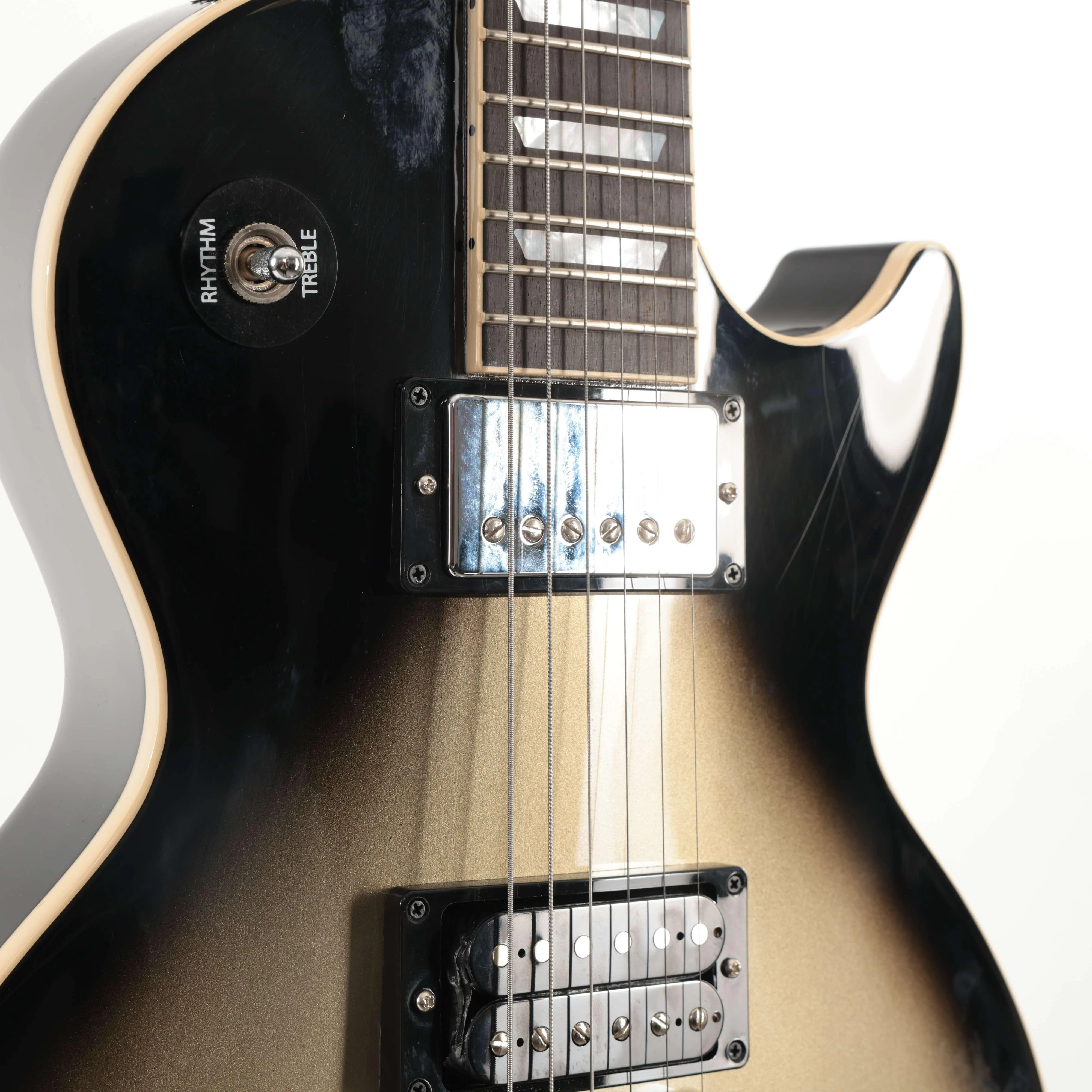 B Stock : Gibson Adam Jones Les Paul Standard Electric Guitar in Antique Silverburst - 004 - B-LPS7PAJ00-0004 (13).jpg