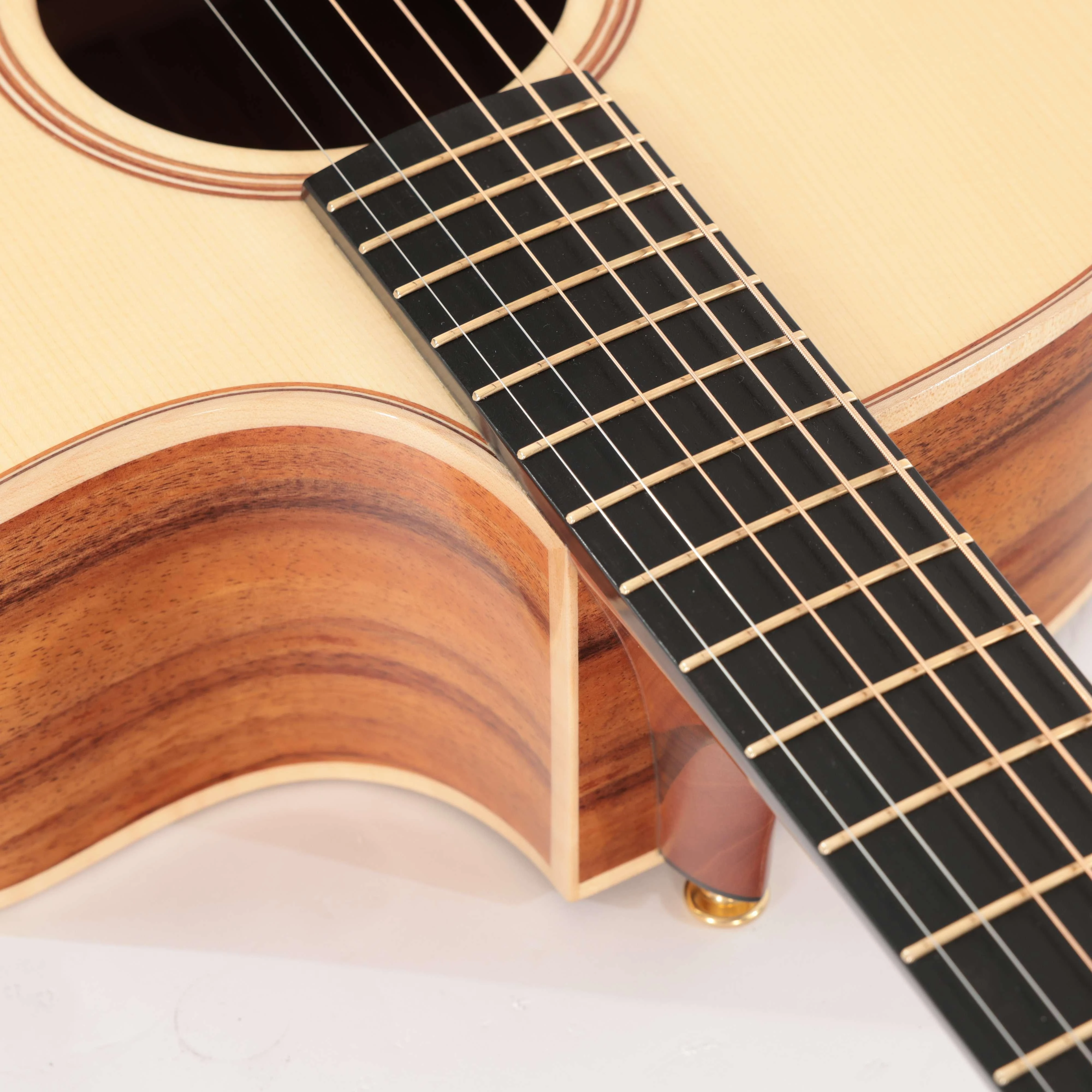 Second Hand Lowden 0-34 Plus Koa Acoustic Guitar with Adirondack Top & Evo Gold Frets 2023 Build #867 - SOR01867 (11).jpg