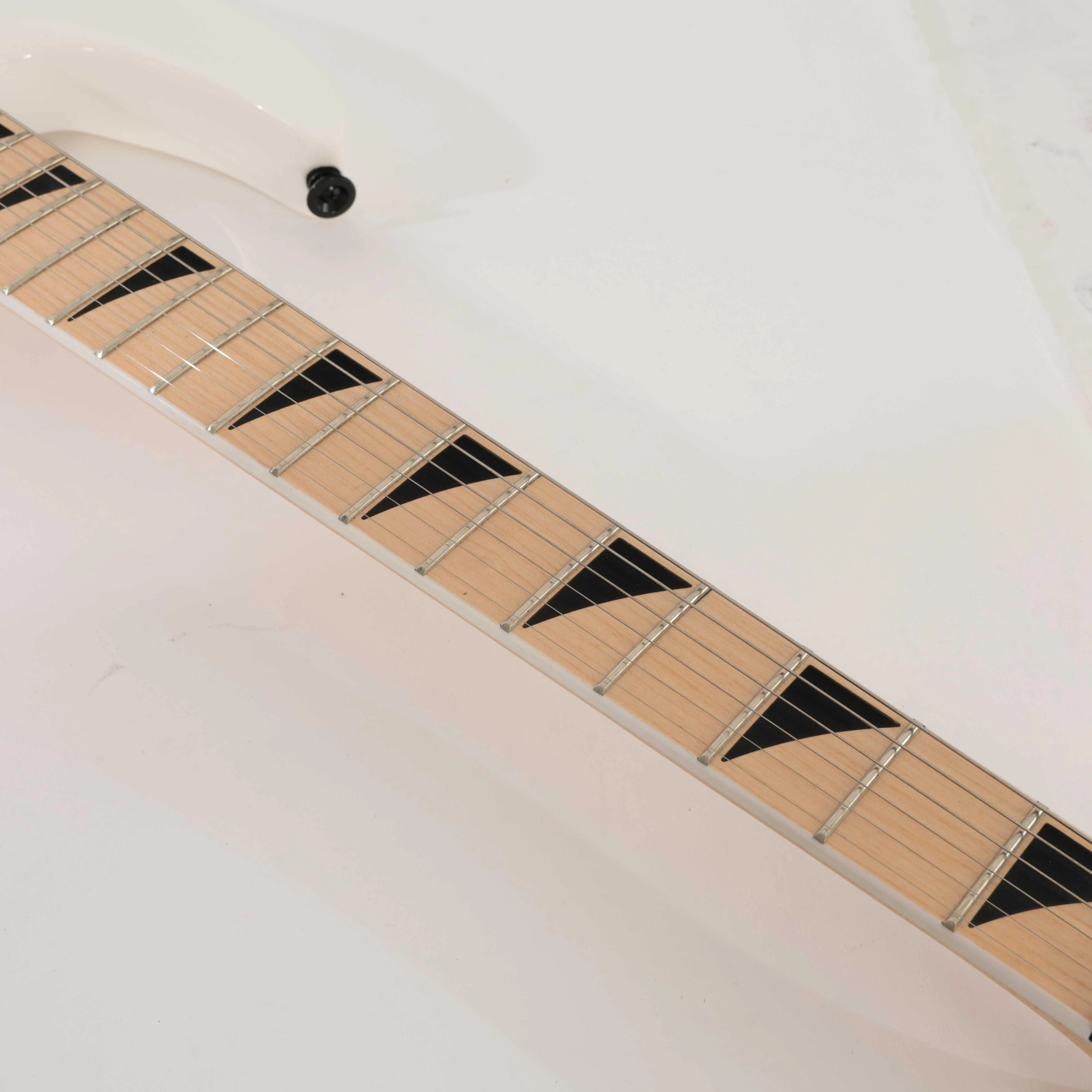 Second Hand Jackson JS32 Dinky DKA-M In Snow White #172 - SH-91-0172 (10).jpg