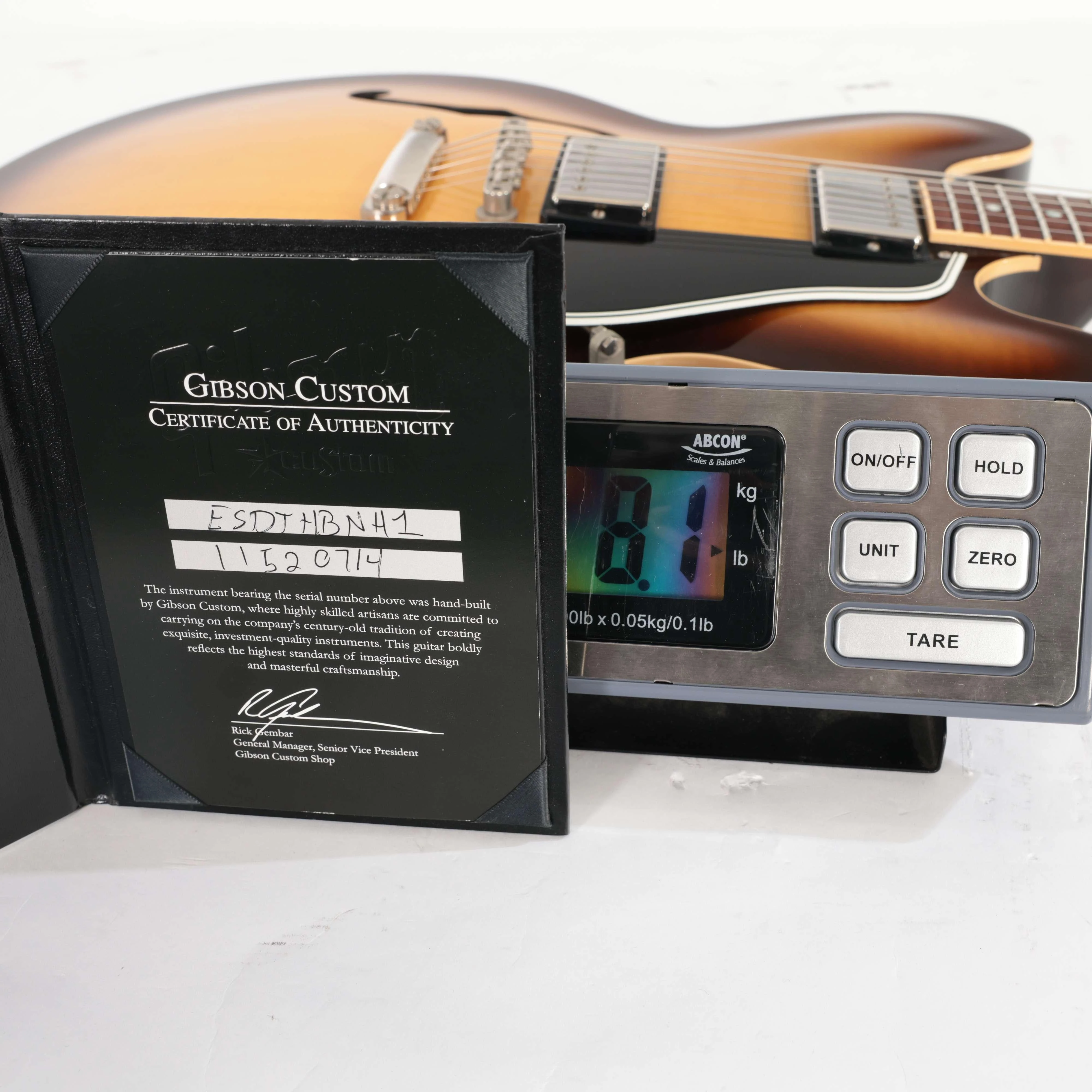 Second Hand 2010 Gibson ES-335 In Lightburst #154 - SH-91-0154 (6).jpg
