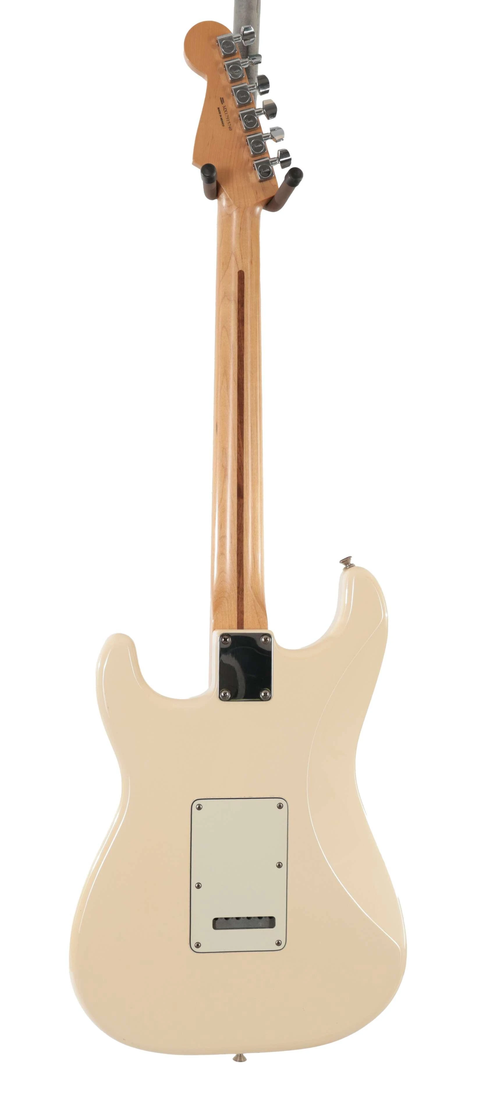 Second Hand Fender Mexican Standard Strat In White #073 - SH-168-0073 (4).jpg