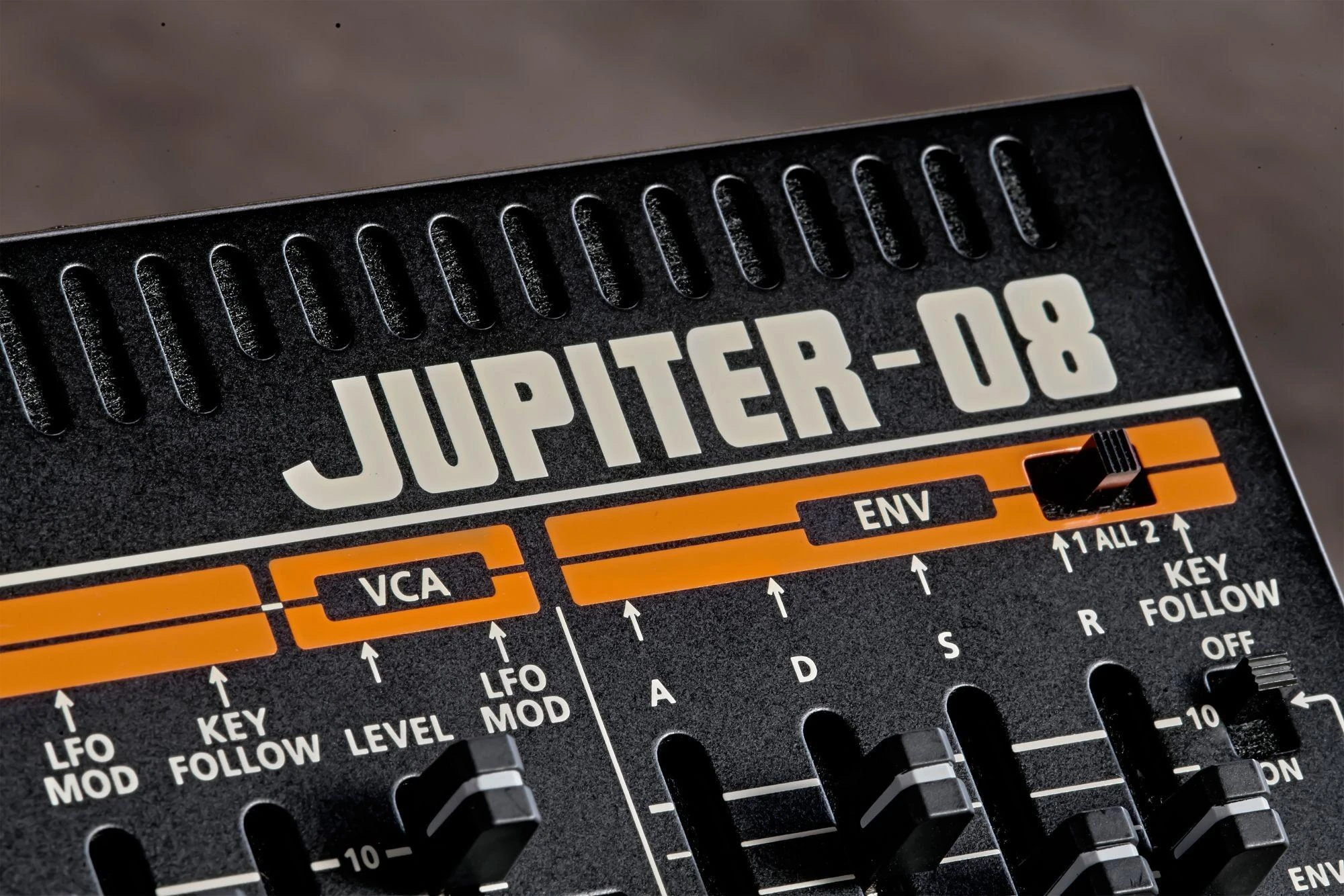 Roland Jupiter-08 Boutique Synthesizer  - JUPITER-08 (9).jpg