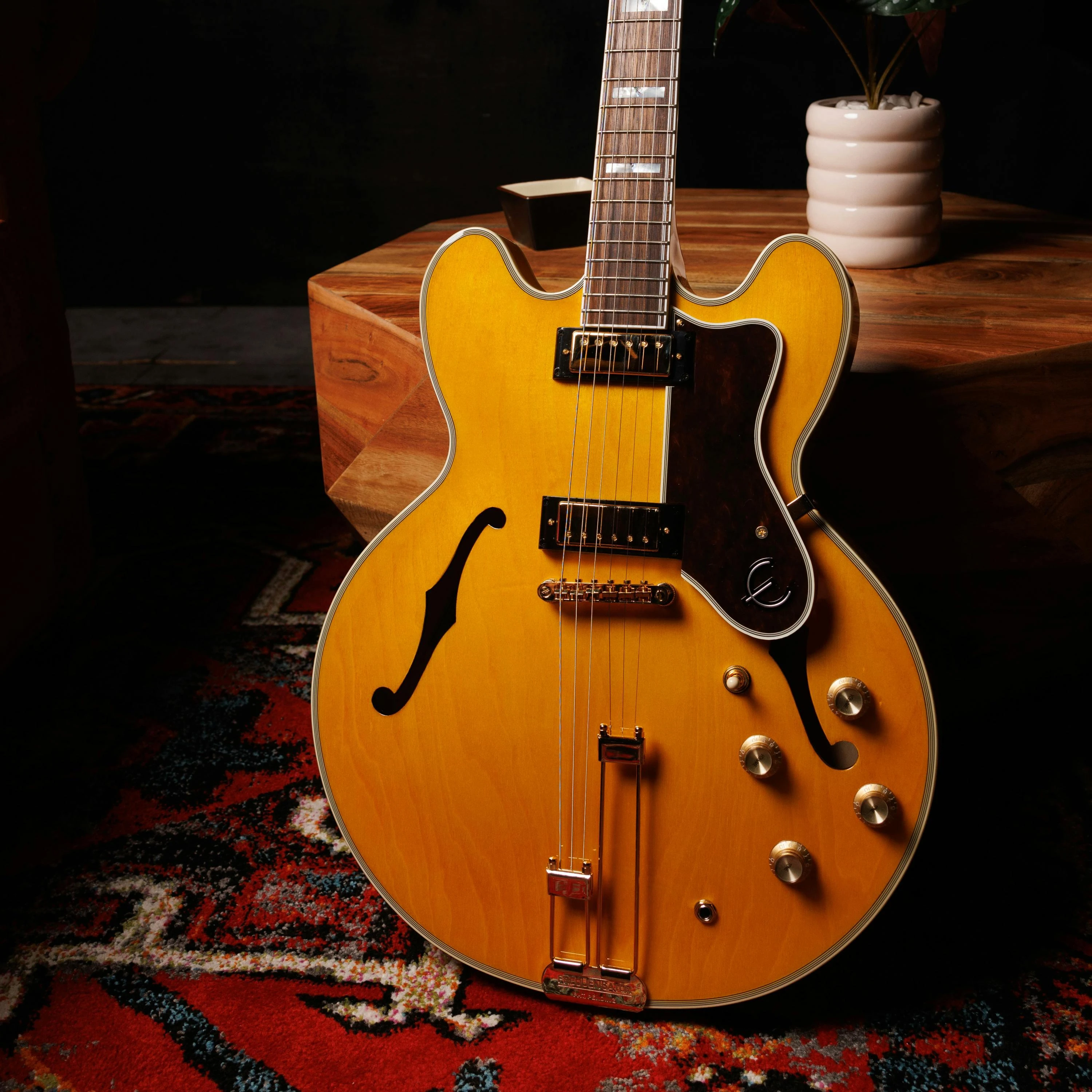 Epiphone Original Sheraton Semi-Hollow Electric Guitar in Natural, Indian Laurel Fingerboard - EOSHNAGH1-Epiphone-Sheraton-Frequensator-Natural-Beauty.jpg