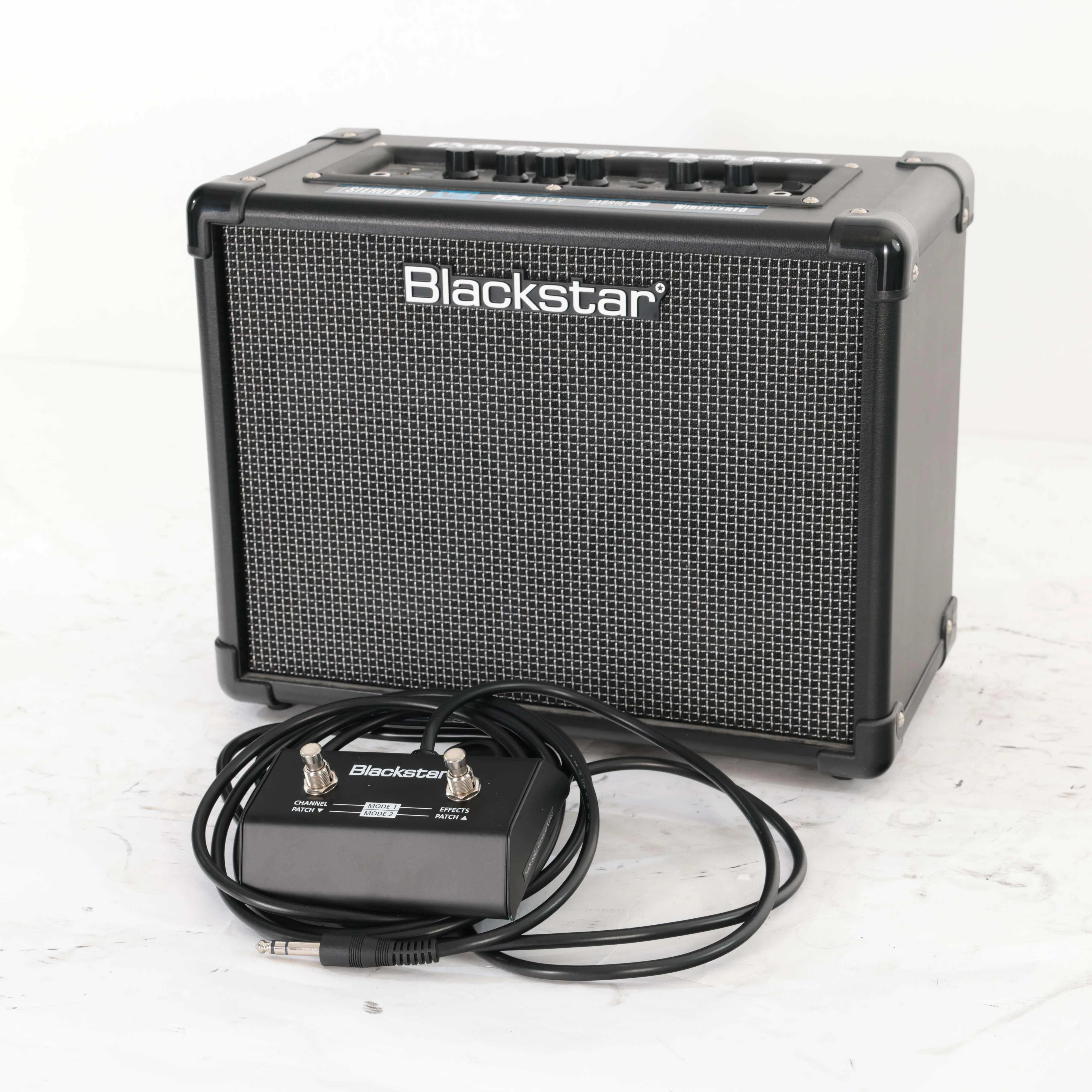 Second Hand Blackstar IDCore 20 V4 Combo Amplifier With Footswitch #232 - SH-221-0232 (3).jpg