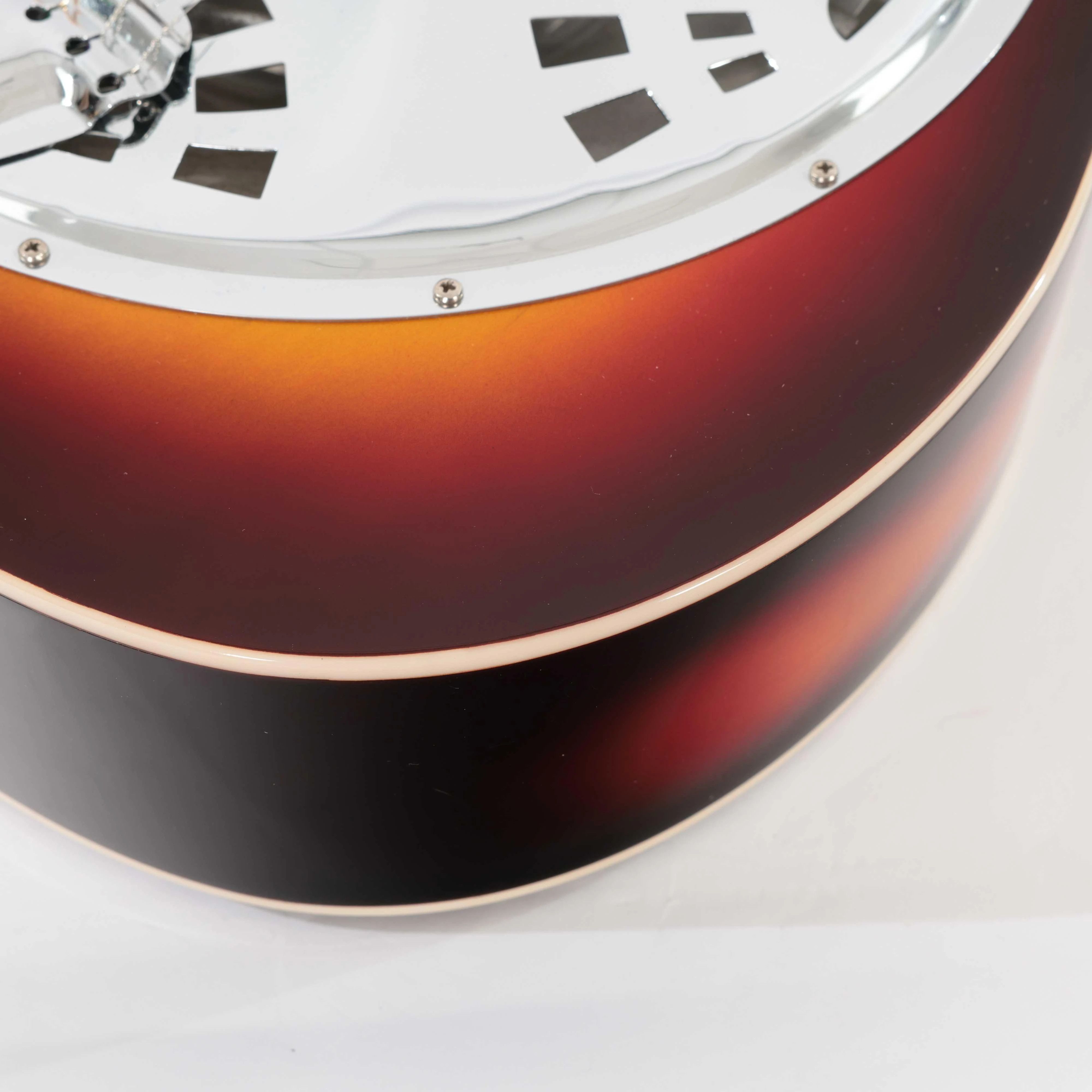 Second Hand Dobro 1976 OMI Model 60 / D-60 In Sunburst #110 - SH-131-0110 (9).jpg