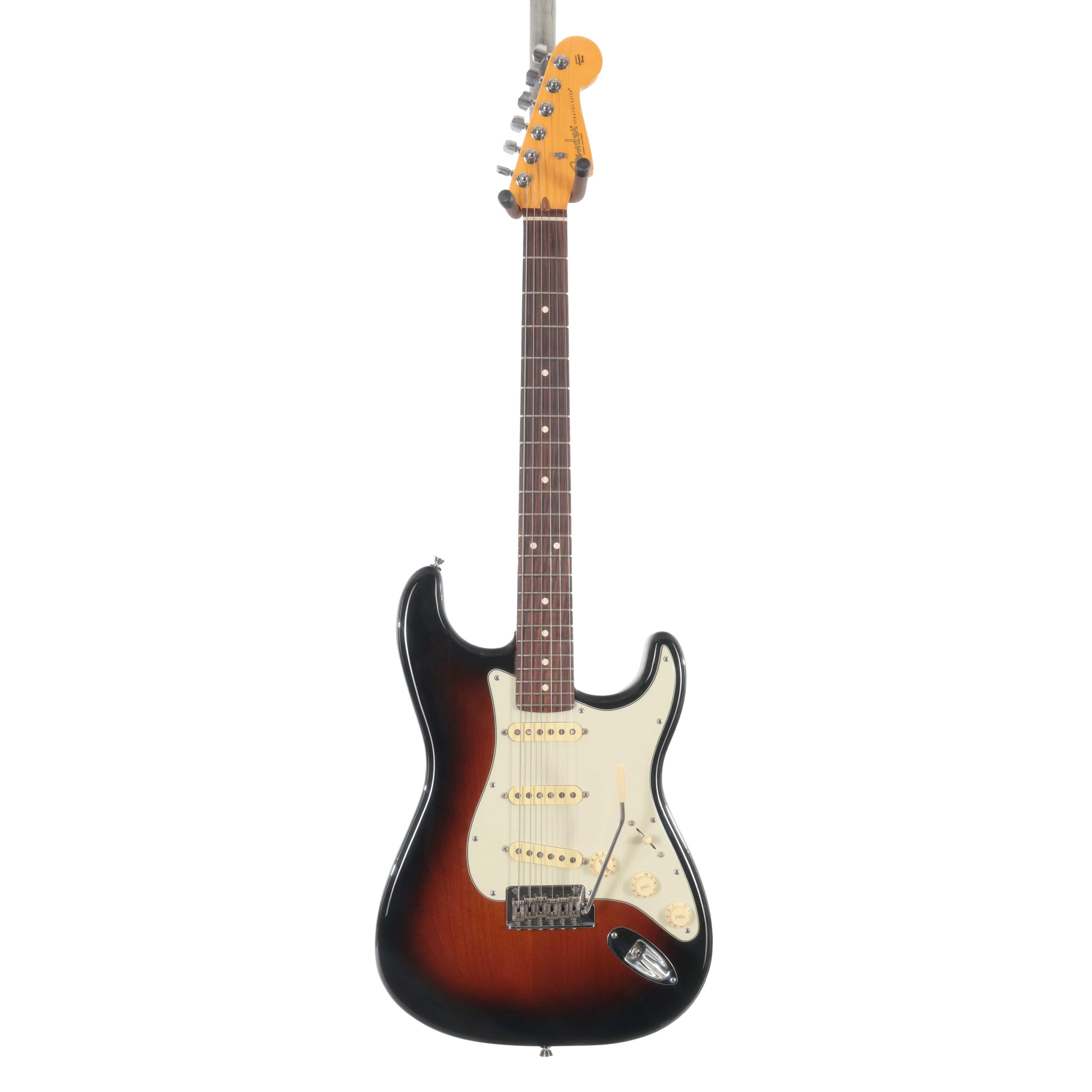 Second Hand Fender American Pro II Anniversary Stratocaster In 2 Tone Sunburst #131 - SH-131-0131 (3).jpg