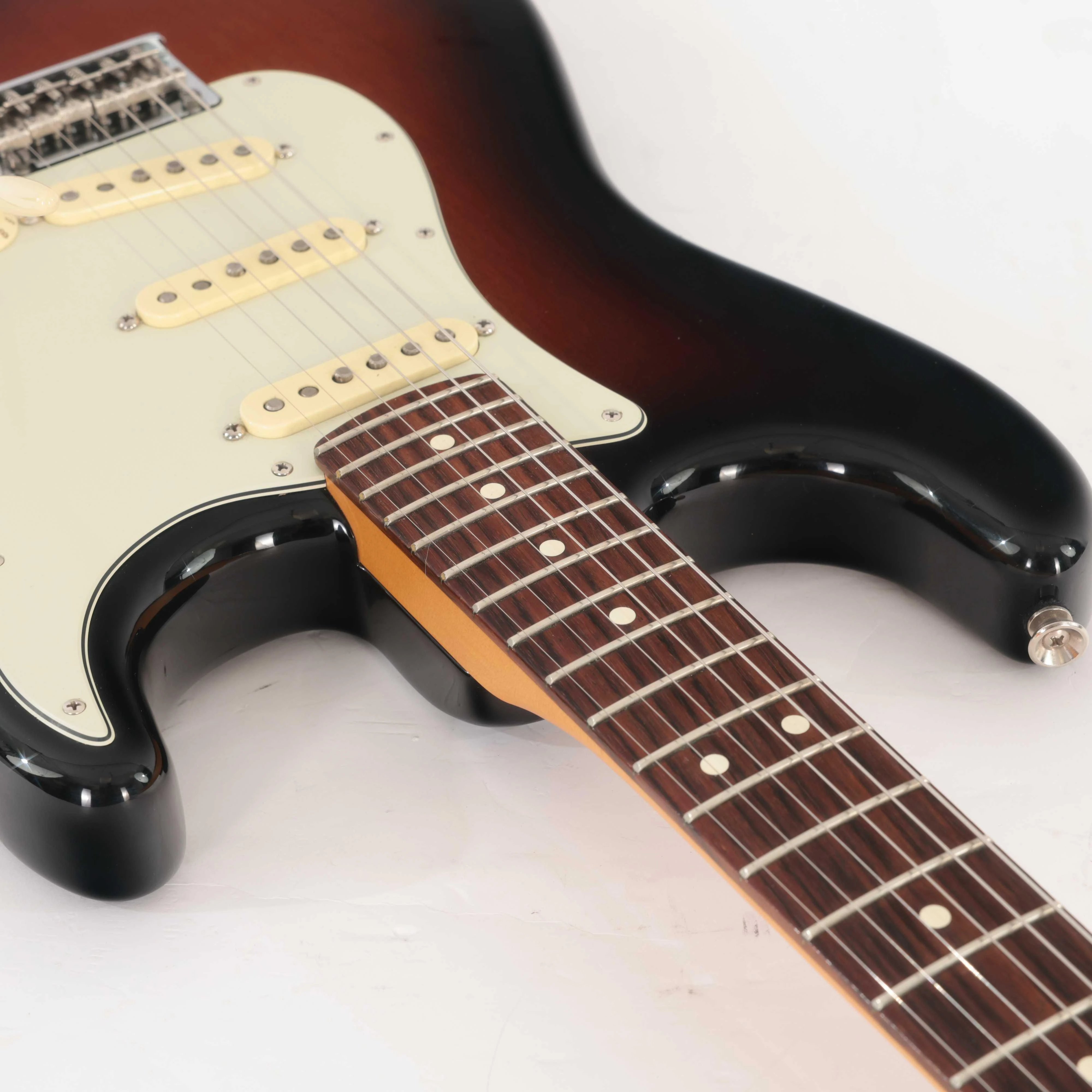 Second Hand Fender American Pro II Anniversary Stratocaster In 2 Tone Sunburst #131 - SH-131-0131 (10).jpg