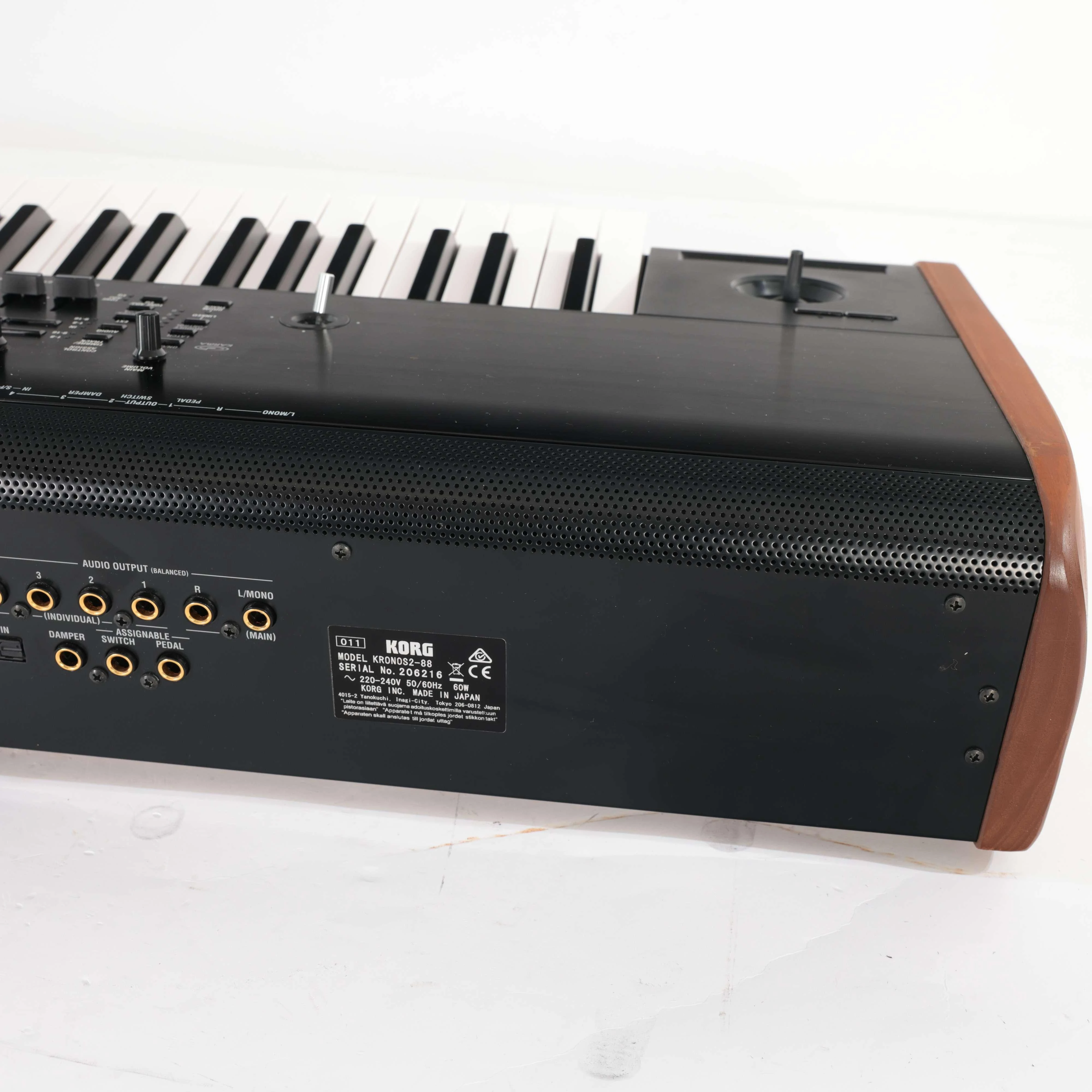 Second Hand Korg Kronos 88 MK2 With Gator Flight Case With Wheels #231 - SH-130-1231 (12).jpg