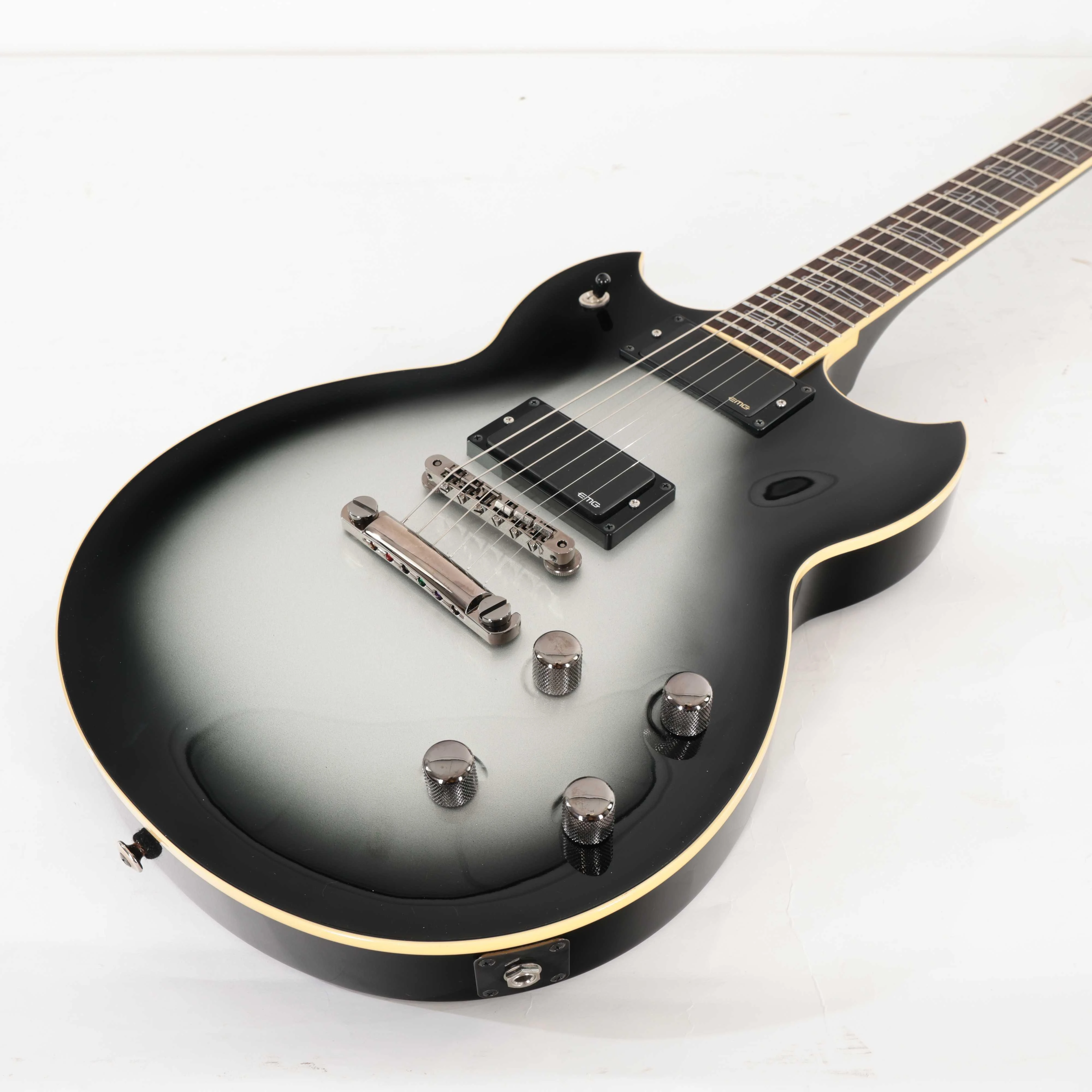 Second Hand Yamaha SG1820A Electric Guitar In Silver Burst With Hardcase #149 - SH-131-0149 (6).jpg
