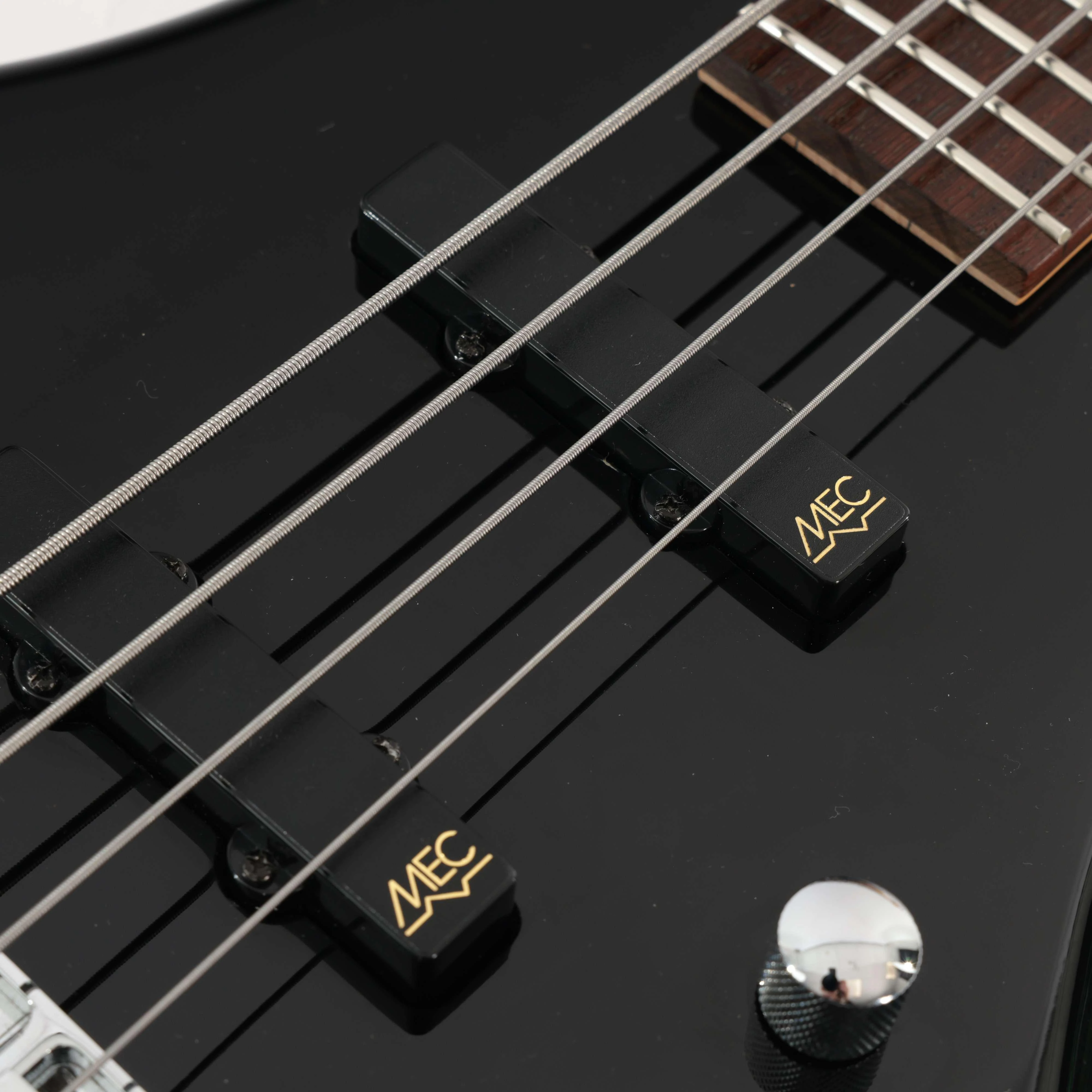 Second Hand Warwick RB Corvette Short Scale Bass In Black #215 - SH-221-0215 (8).jpg