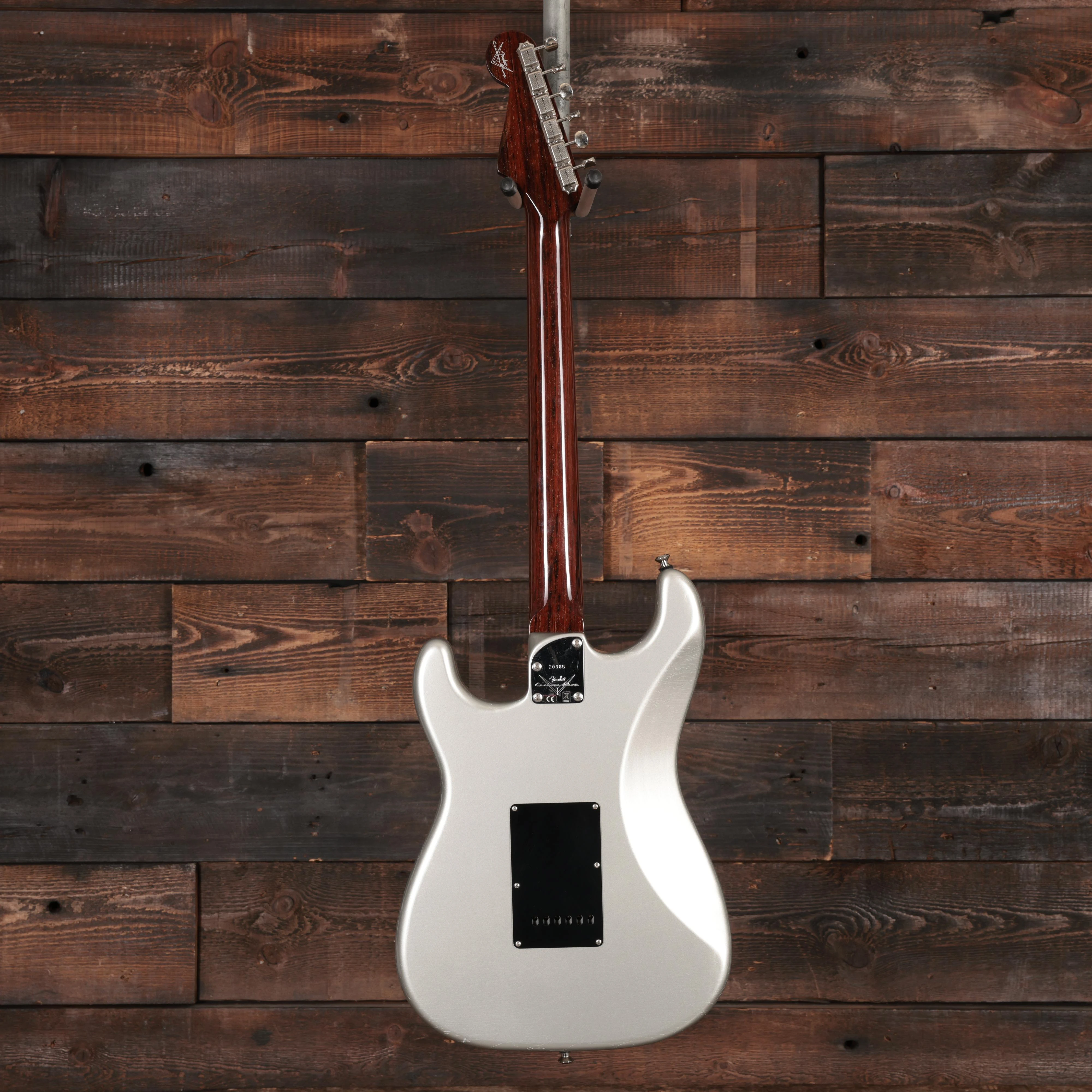Fender Custom Shop Postmodern Stratocaster in Inca Silver  - XN20385 (5).JPG