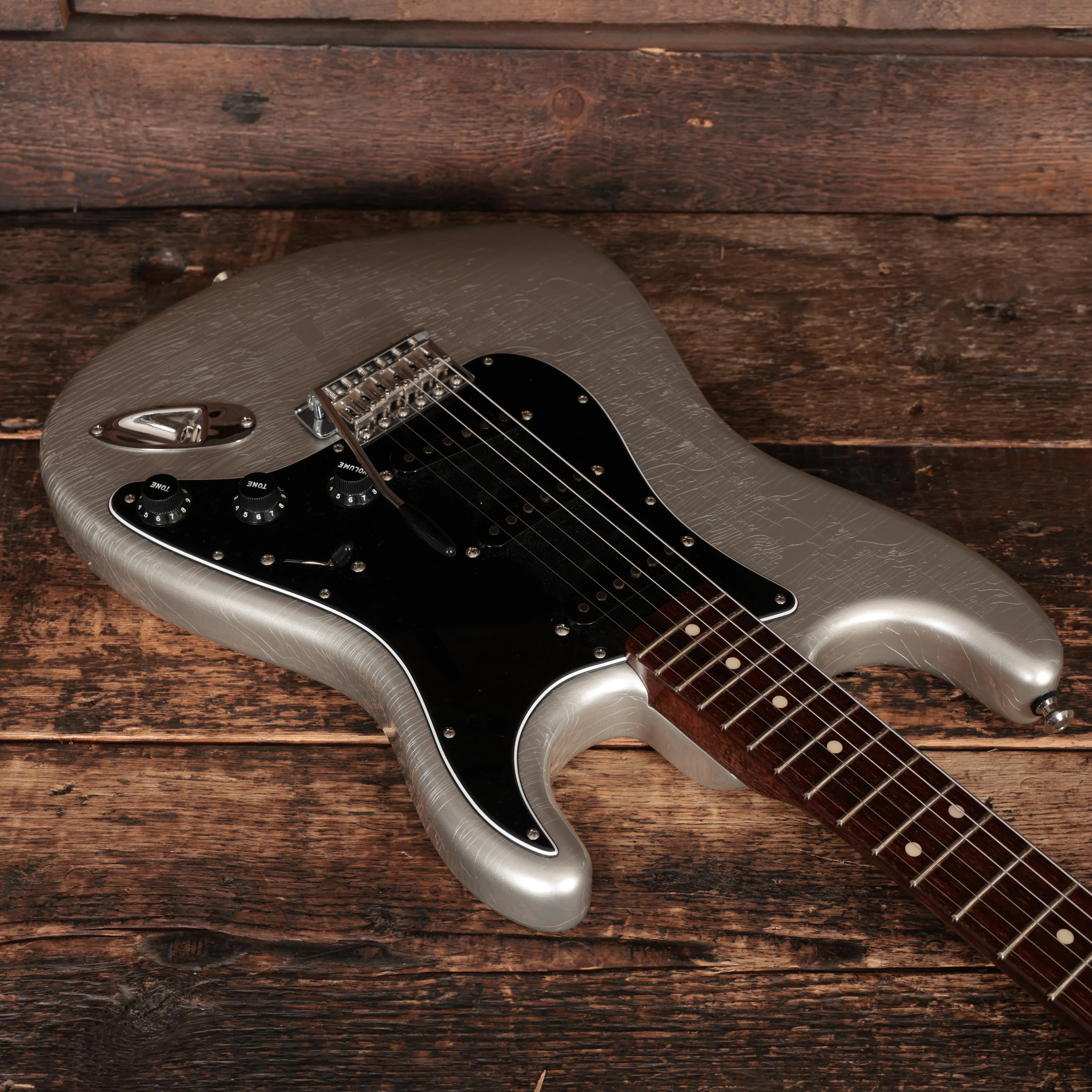 Fender Custom Shop Postmodern Stratocaster in Inca Silver  - XN20385 (11).JPG