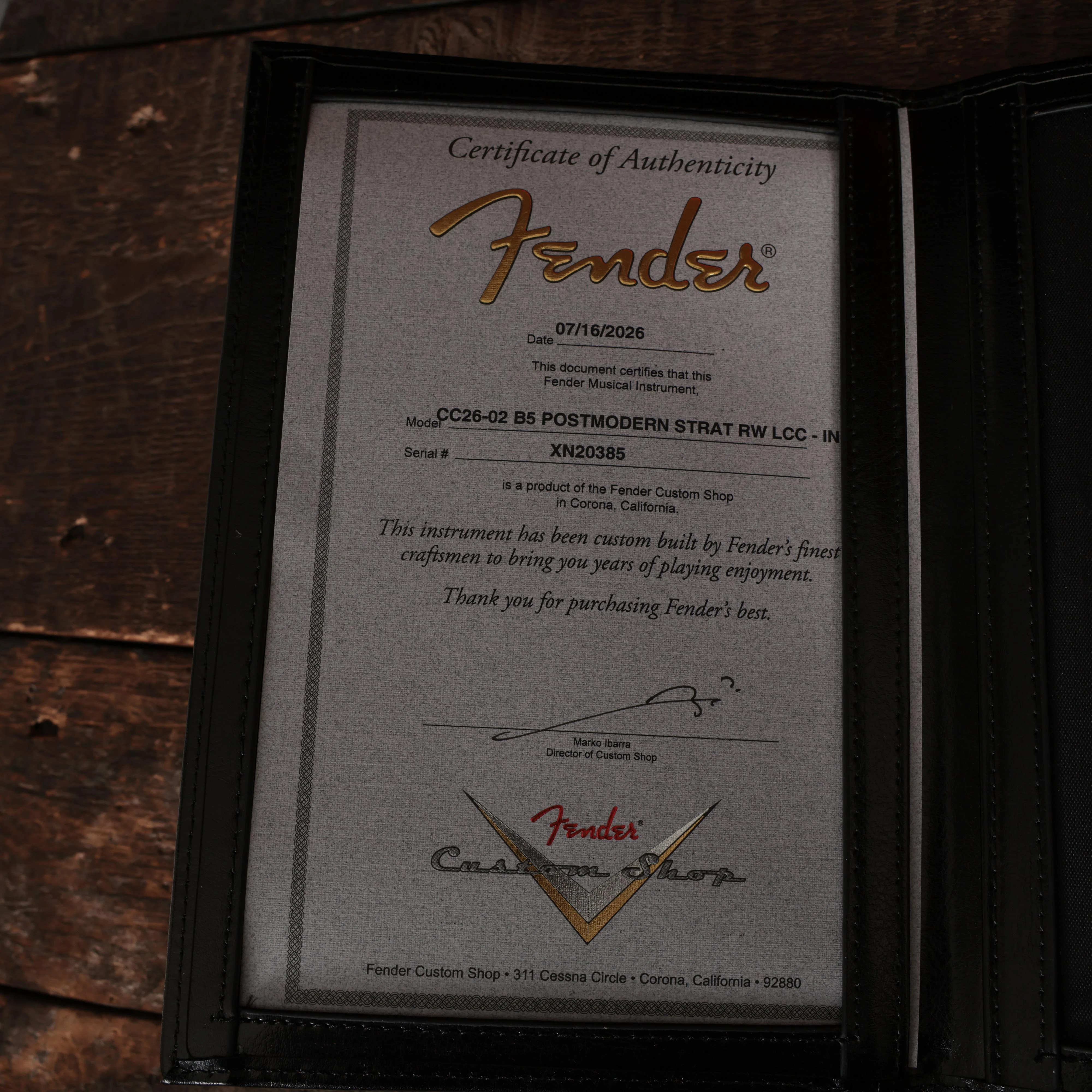 Fender Custom Shop Postmodern Stratocaster in Inca Silver  - XN20385 (16).JPG