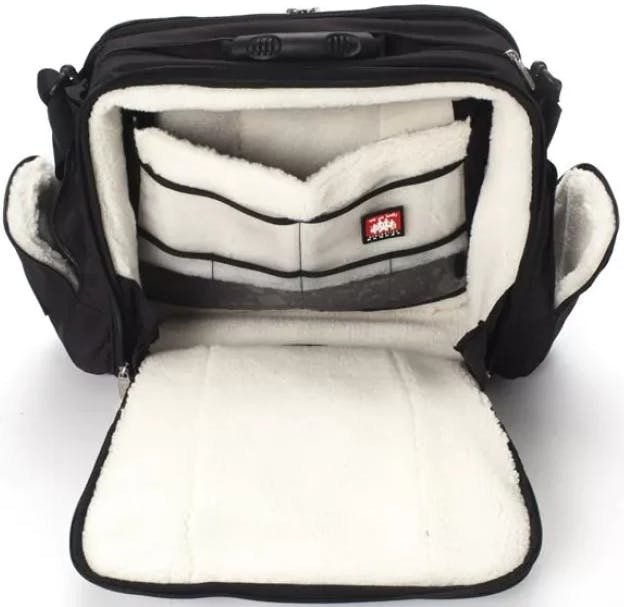 Protection Racket Deluxe Utility Case - 1762-80-Protection_Racket_Deluxe_Utility_Case_Open.jpg