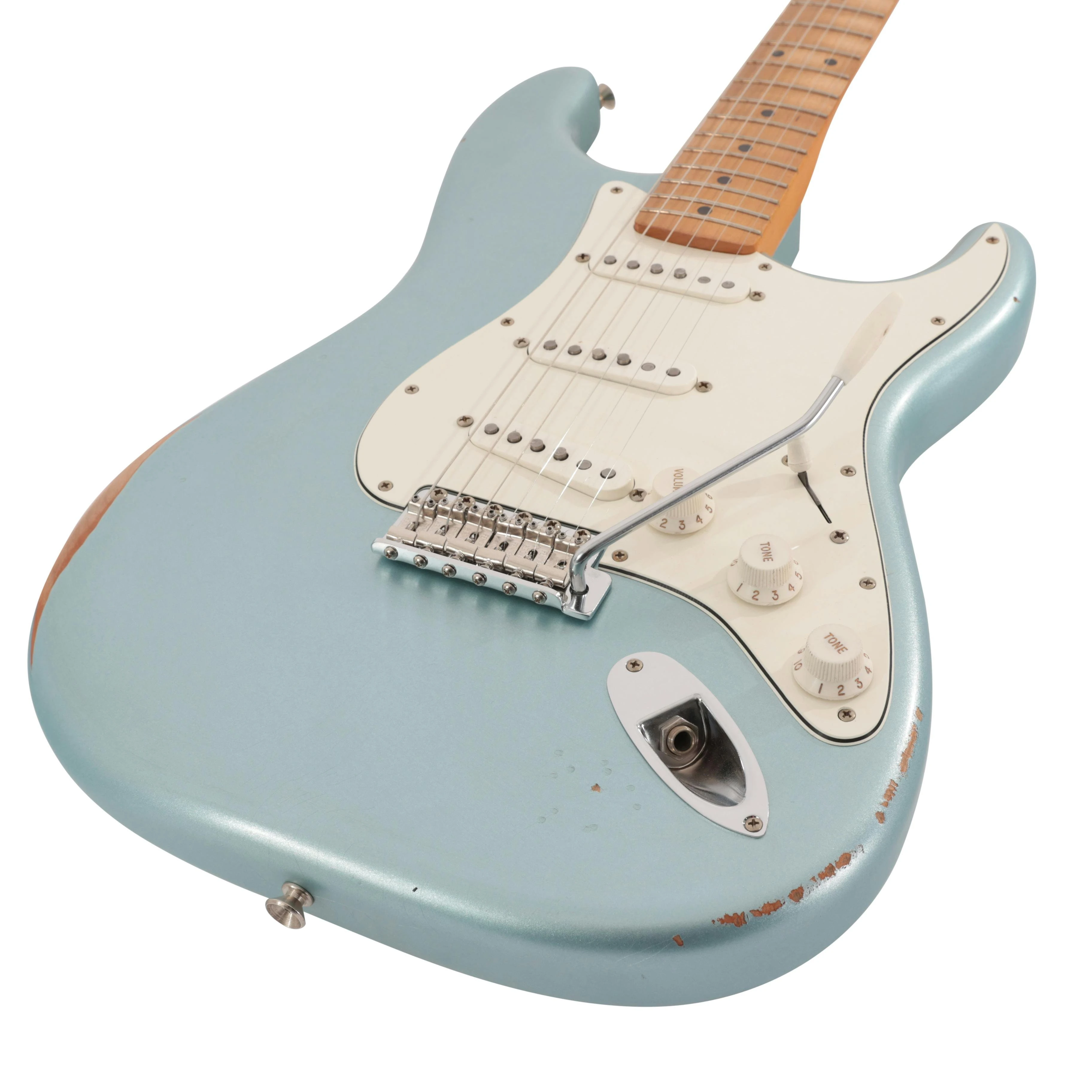Fender Road Worn Vintera Strat Mischief Maker MN in Firemist Silver with Tort Guard and US Pickups - 0149835359-4.jpg