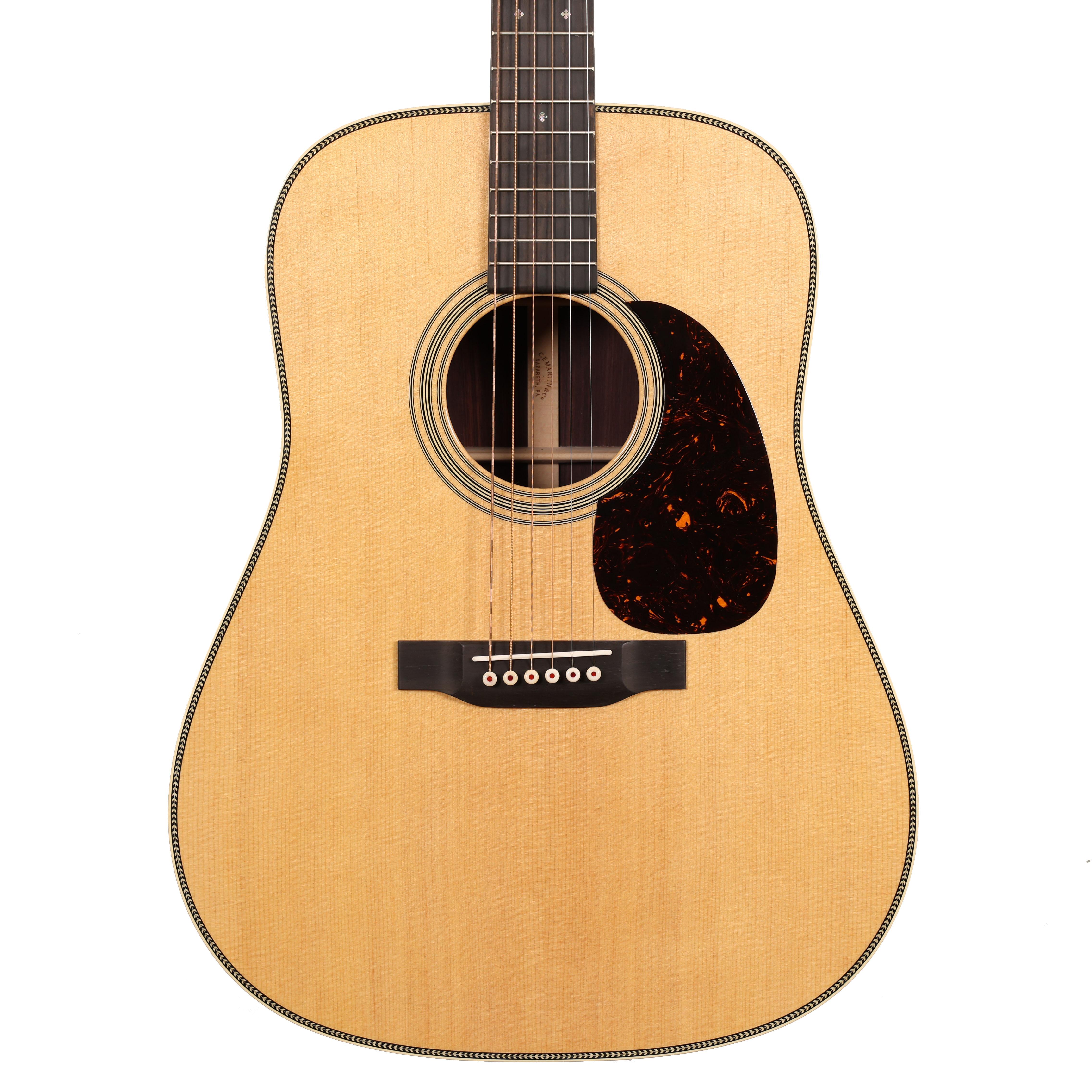 MARTIN　D-16GT　ほとんど新品同様　オール単板　MADE　ＩＮ　ＵＳＡ Martin Standard Series D-18 StreetLegend Acoustic Guitar