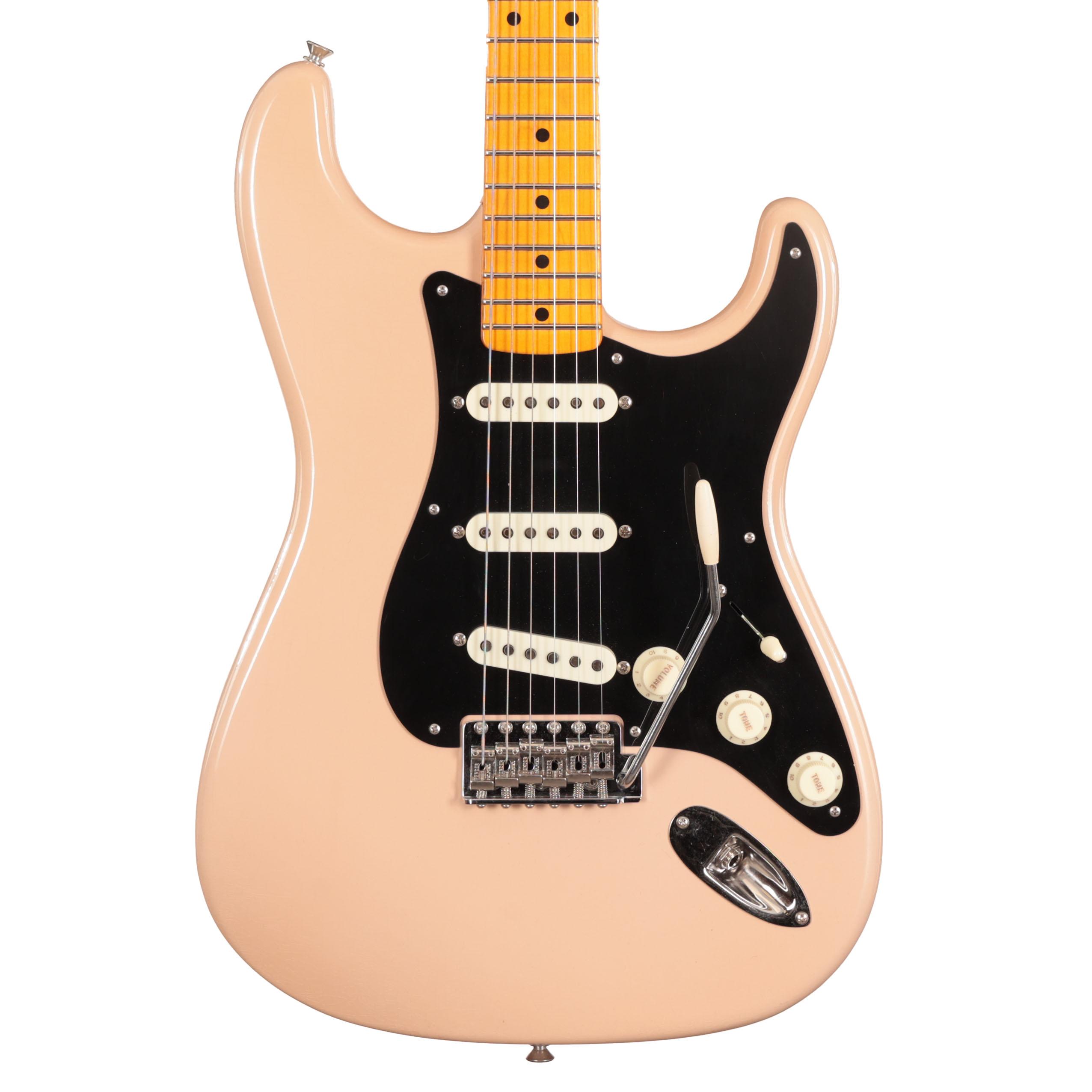 Fender Custom Shop '55 Stratocaster Closet Classic in Super Faded Aged Dirty Shell Pink Fender Custom Shop '55 Stratocaster Closet Classic in Super Faded Aged Dirty Shell Pink