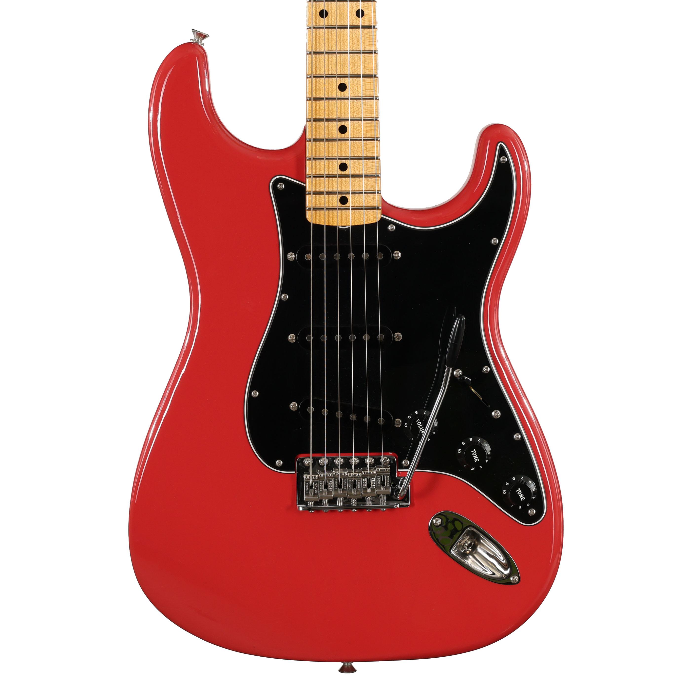 Fender Custom Shop Postmodern Stratocaster Deluxe Closet Classic in Fiesta Red with Maple Neck Fender Custom Shop Postmodern Stratocaster Deluxe Closet Classic in Fiesta Red with Maple Neck