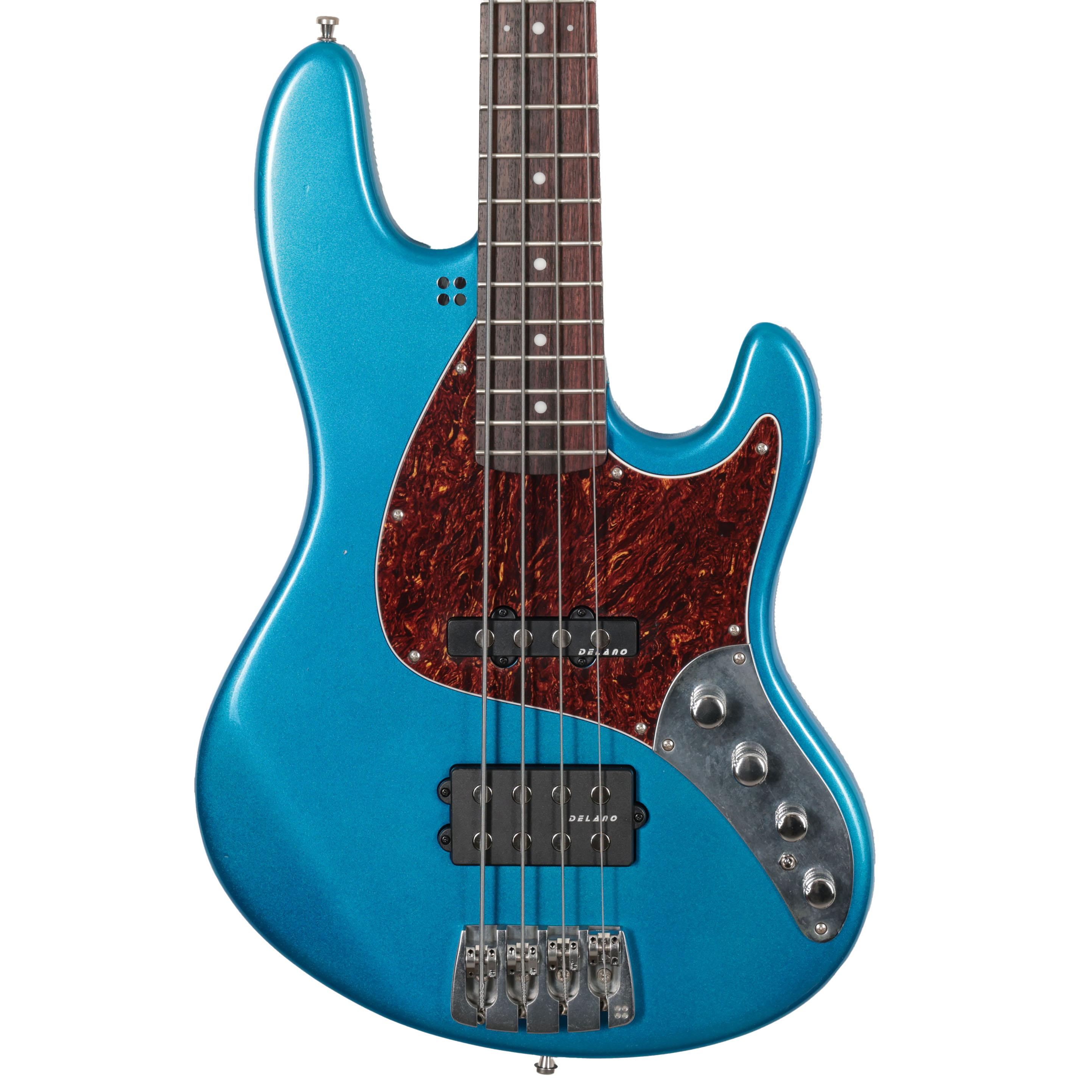 Sandberg California TM 4-String Bass Guitar in Soft Aged Lake Placid Blue Sandberg California TM 4-String Bass Guitar in Soft Aged Lake Placid Blue