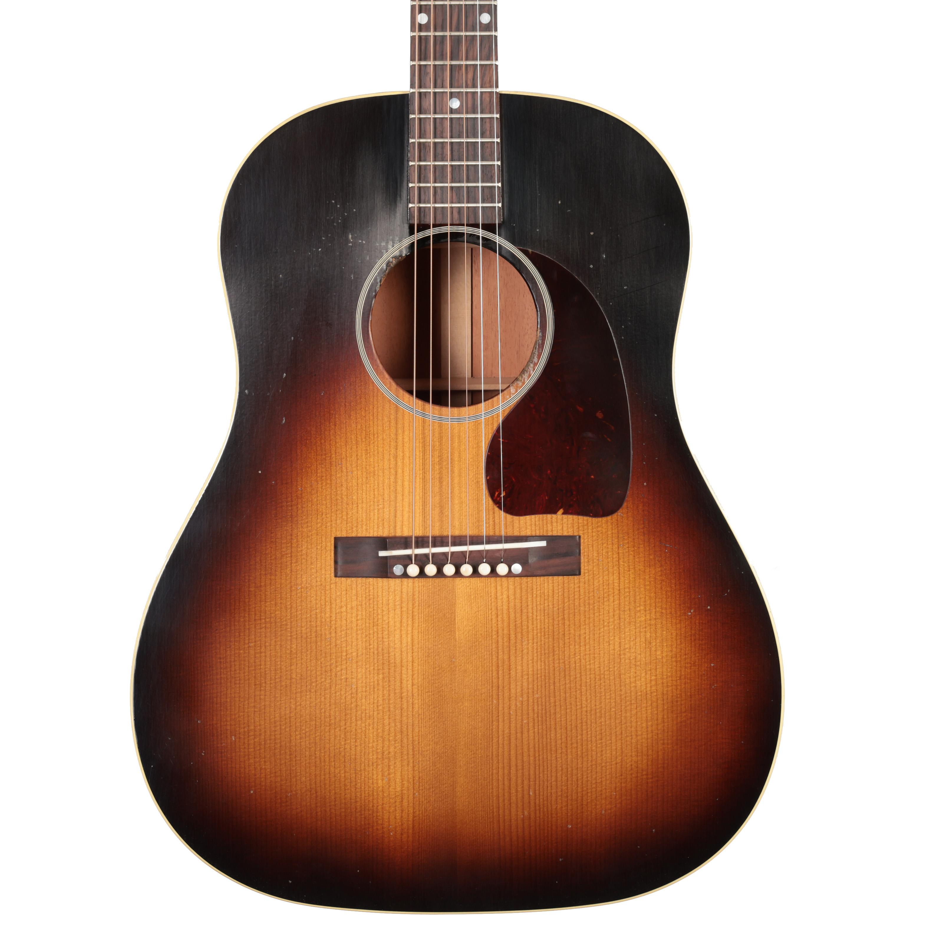 Gibson Custom Shop Murphy Lab 1942 Banner J-45 Light Aged Acoustic Guitar in Vintage Sunburst Gibson Custom Shop Murphy Lab 1942 Banner J-45 Light Aged Acoustic Guitar in Vintage Sunburst