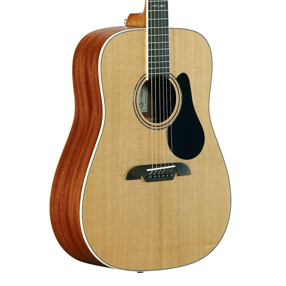 Alvarez Artist AD60 Dreadnought Acoustic Guitar in Natural Alvarez Artist AD60 Dreadnought Acoustic Guitar in Natural