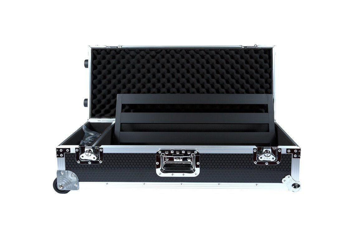 Pedaltrain Jr Max Pedalboard with Wheeled Tour Case
